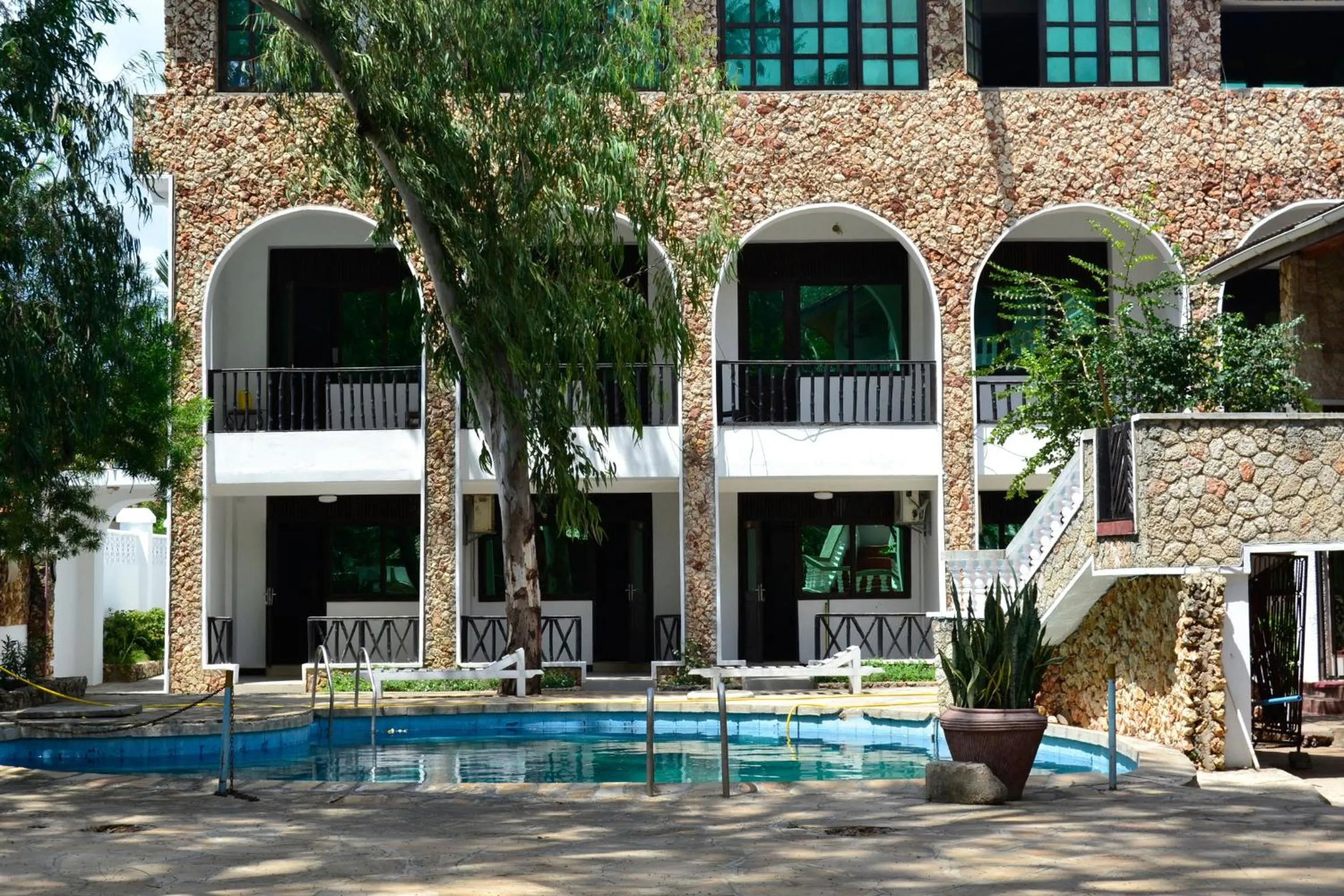 Property Building in Serene Hotel