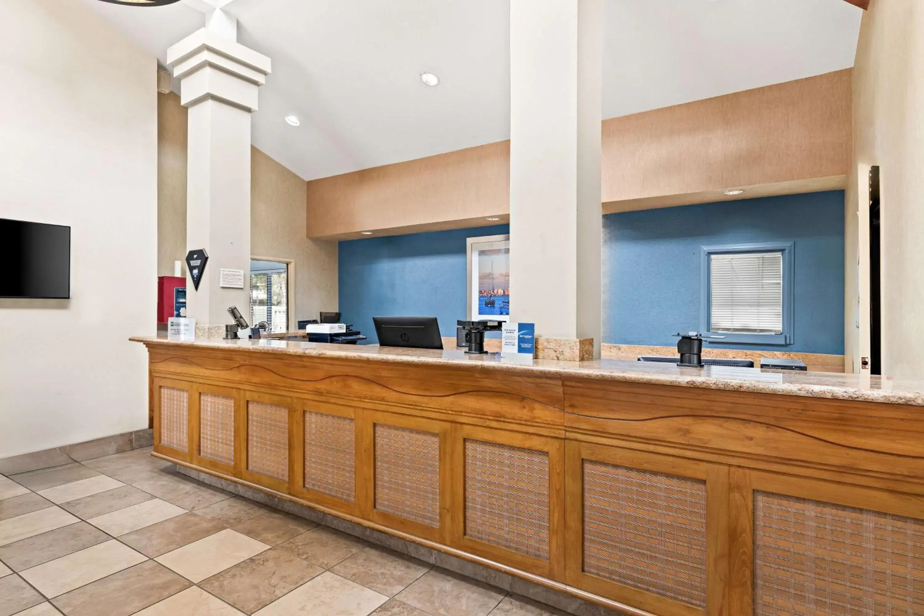 Lobby or reception in Best Western Chula Vista/Otay Valley Hotel Lobby or reception in Best Western Chula Vista/Otay Valley Hotel
