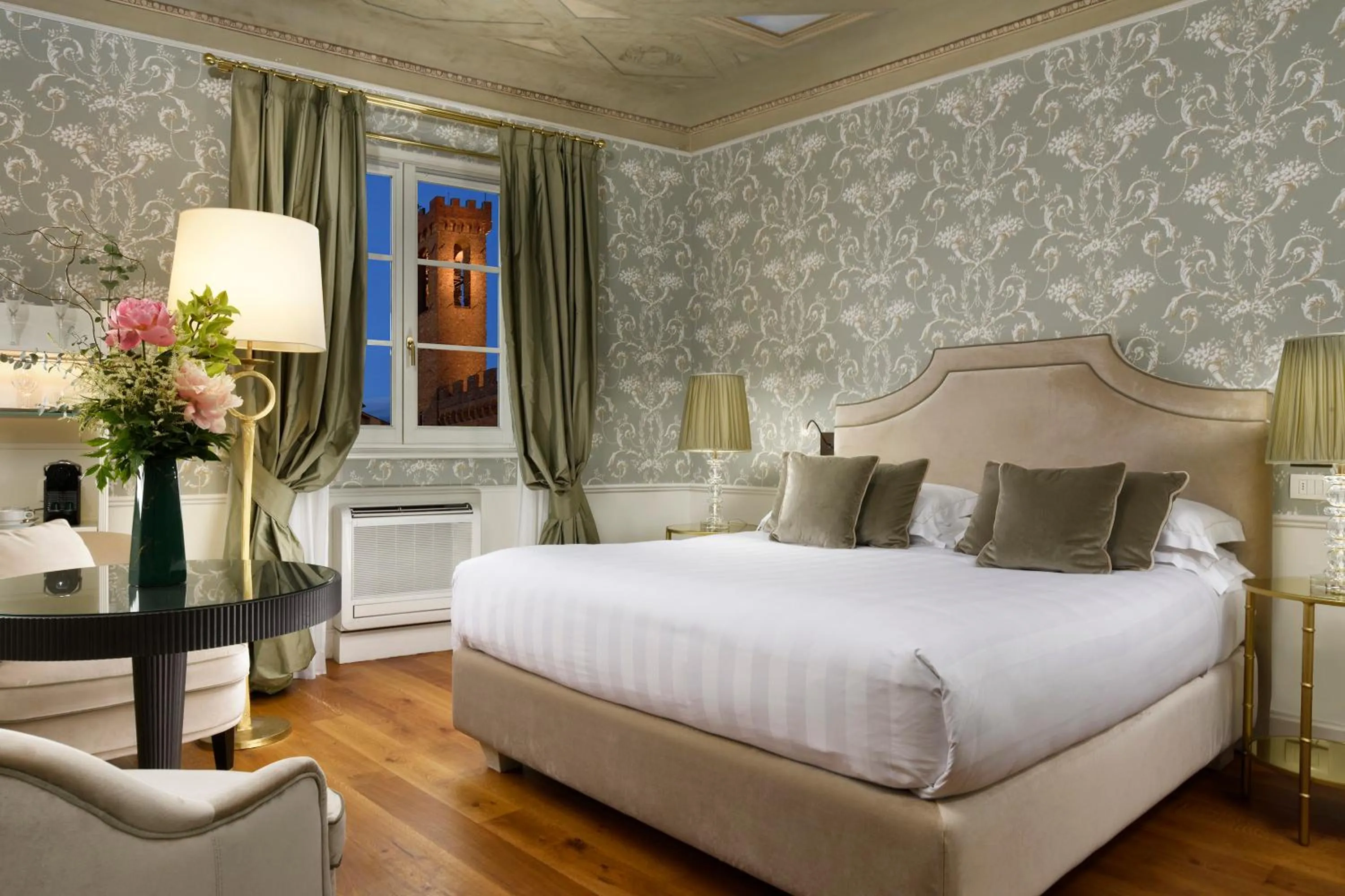 View (from property/room), Bed in San Firenze Suites & Spa