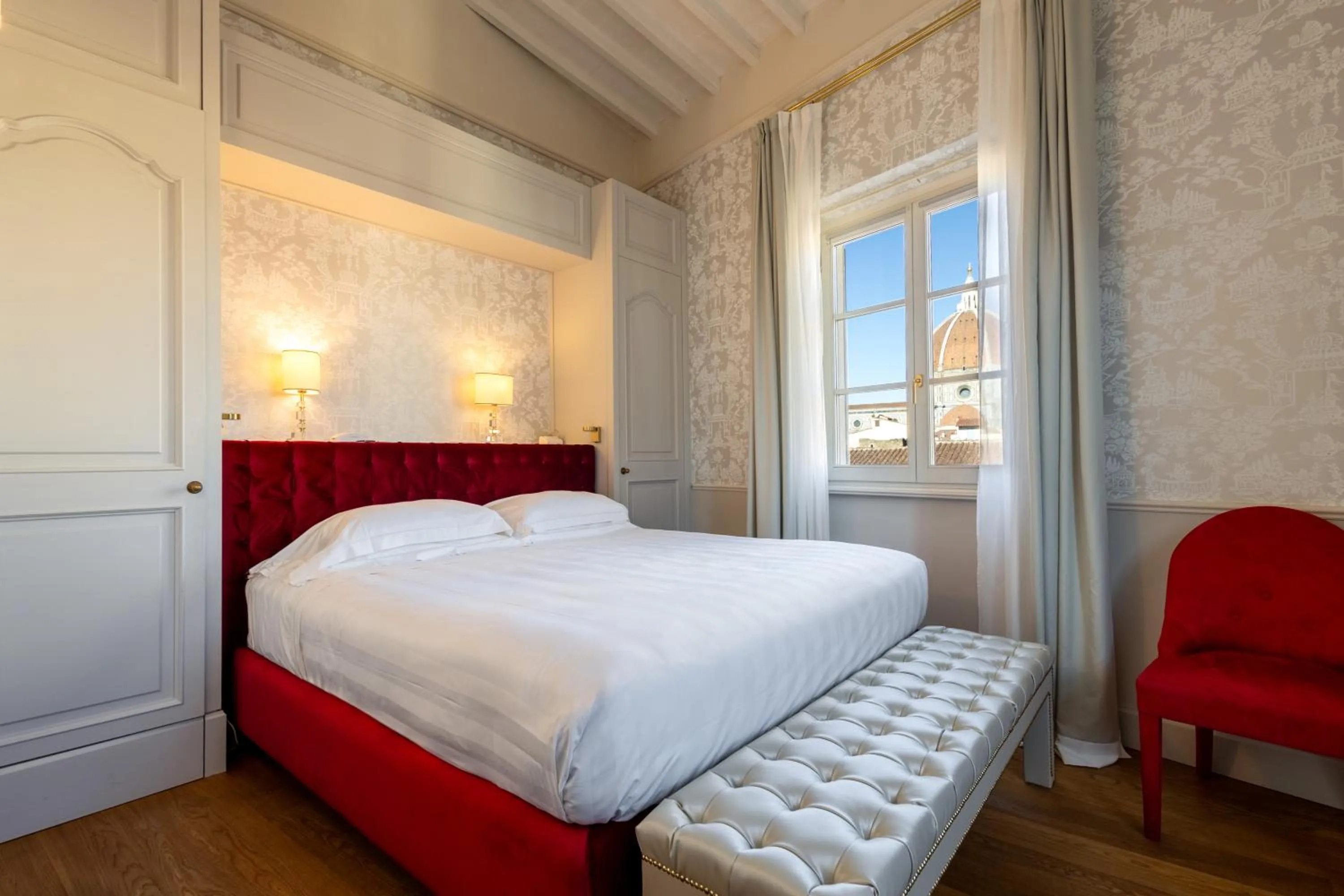Bedroom, Bed in San Firenze Suites & Spa