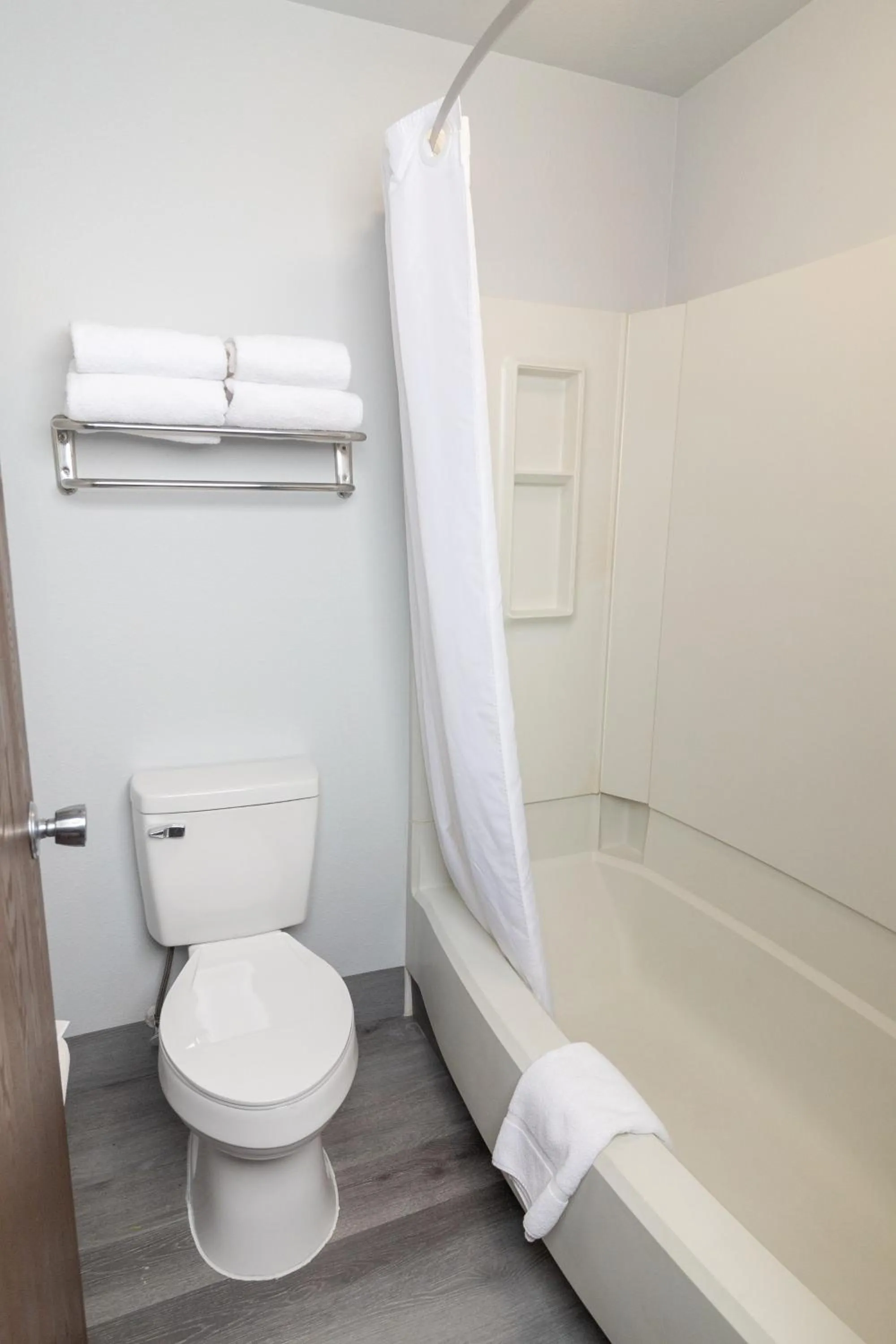 Bathroom in FairBridge Inn, Suites & Conference Center – Missoula