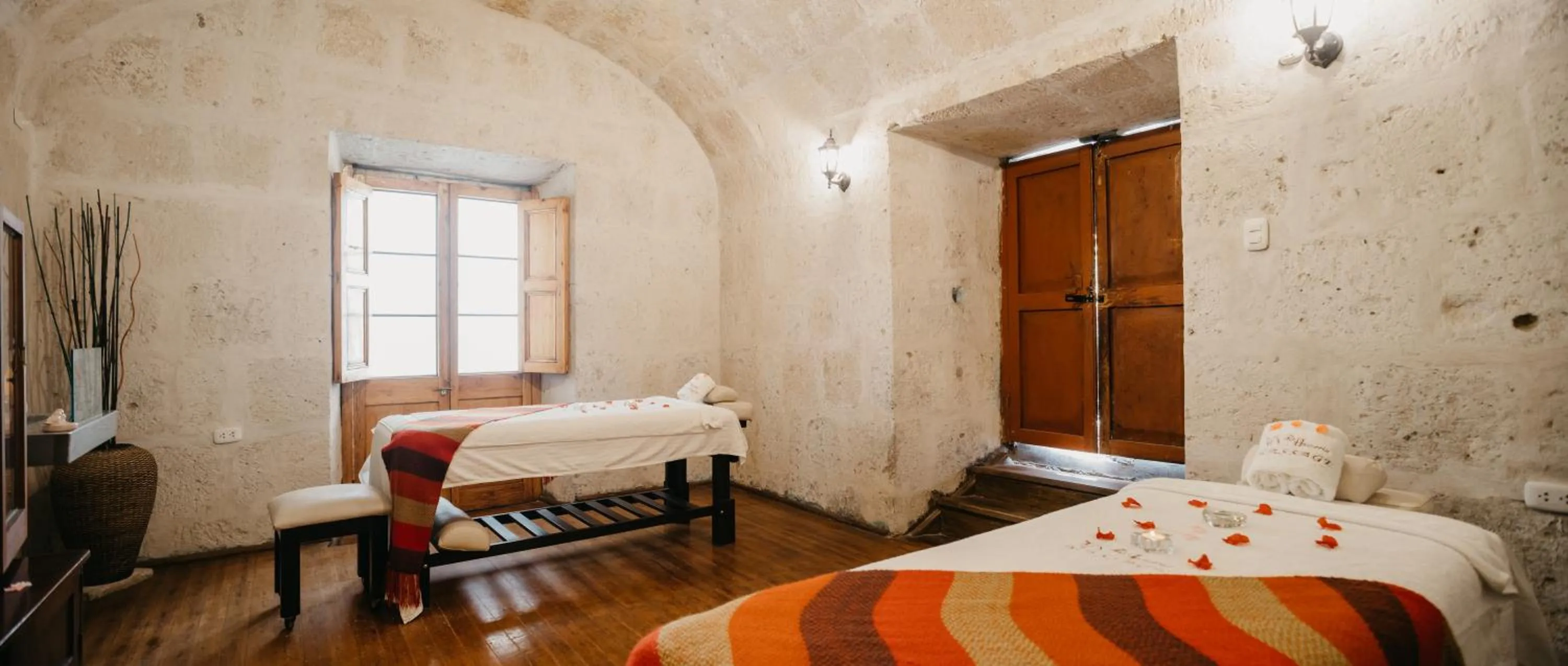 Massage, Bed in La Hostería Boutique Hotel