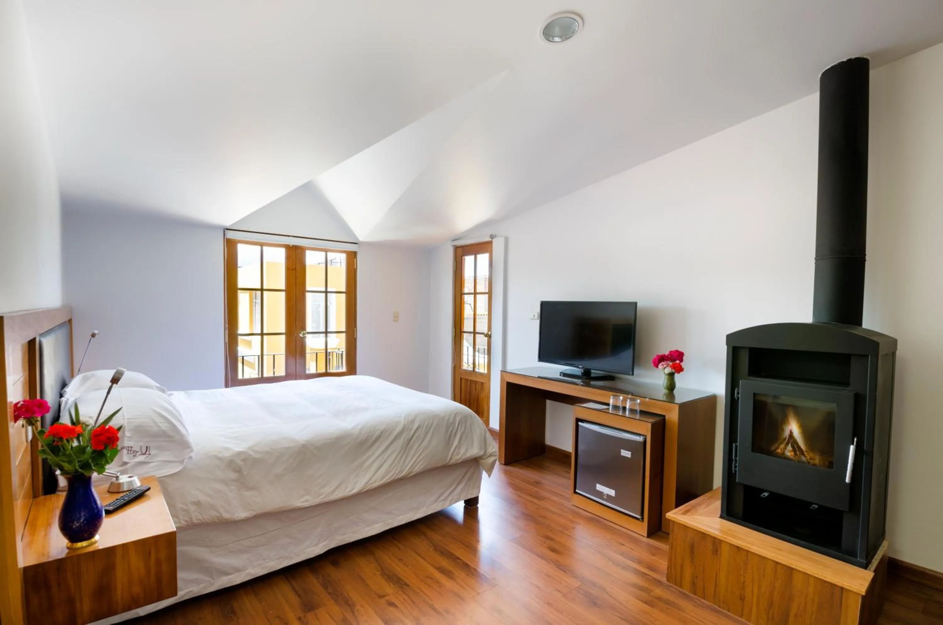 Bed in La Hostería Boutique Hotel