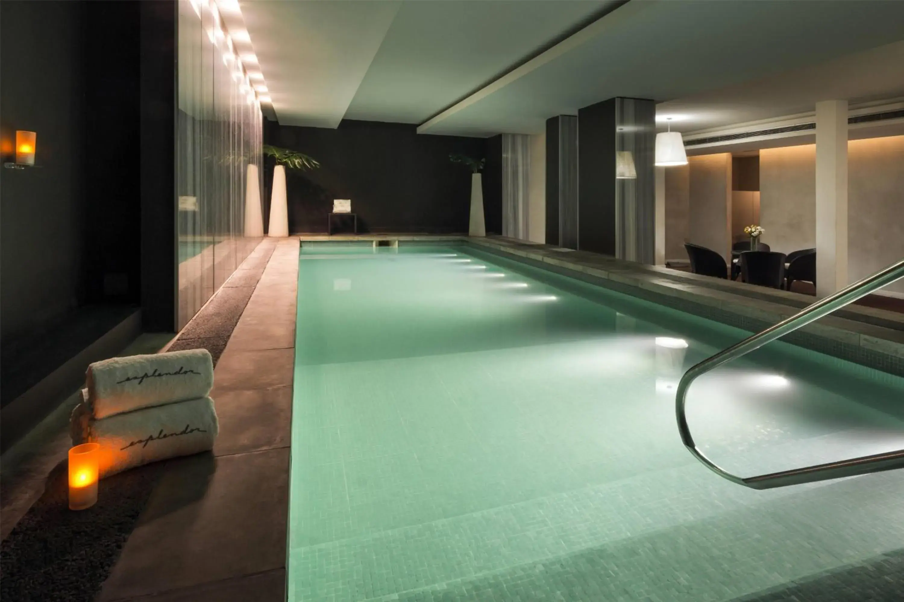 Swimming pool in Esplendor by Wyndham Montevideo Cervantes Swimming pool in Esplendor by Wyndham Montevideo Cervantes