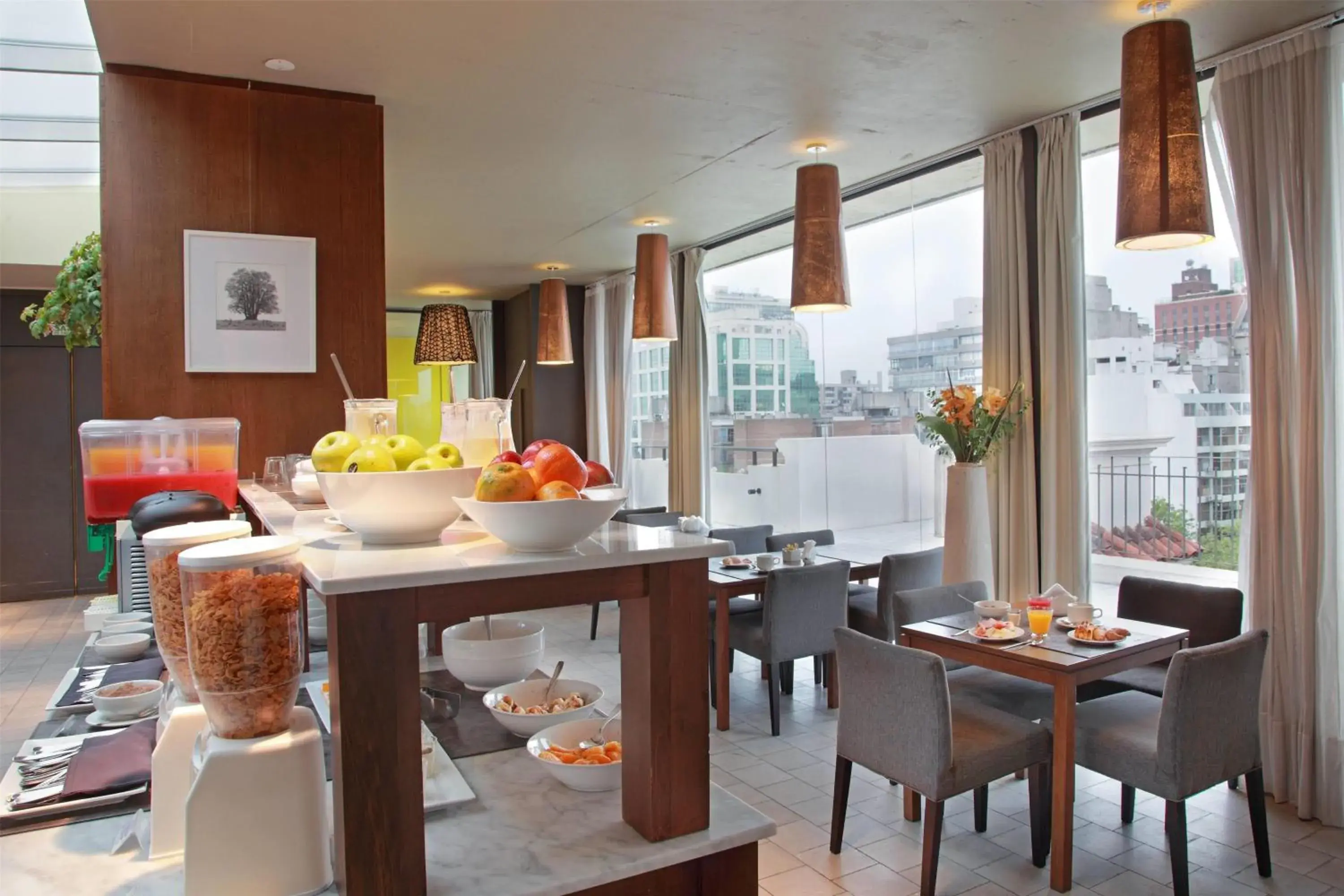 Restaurant/places to eat in Esplendor by Wyndham Montevideo Cervantes Restaurant/places to eat in Esplendor by Wyndham Montevideo Cervantes