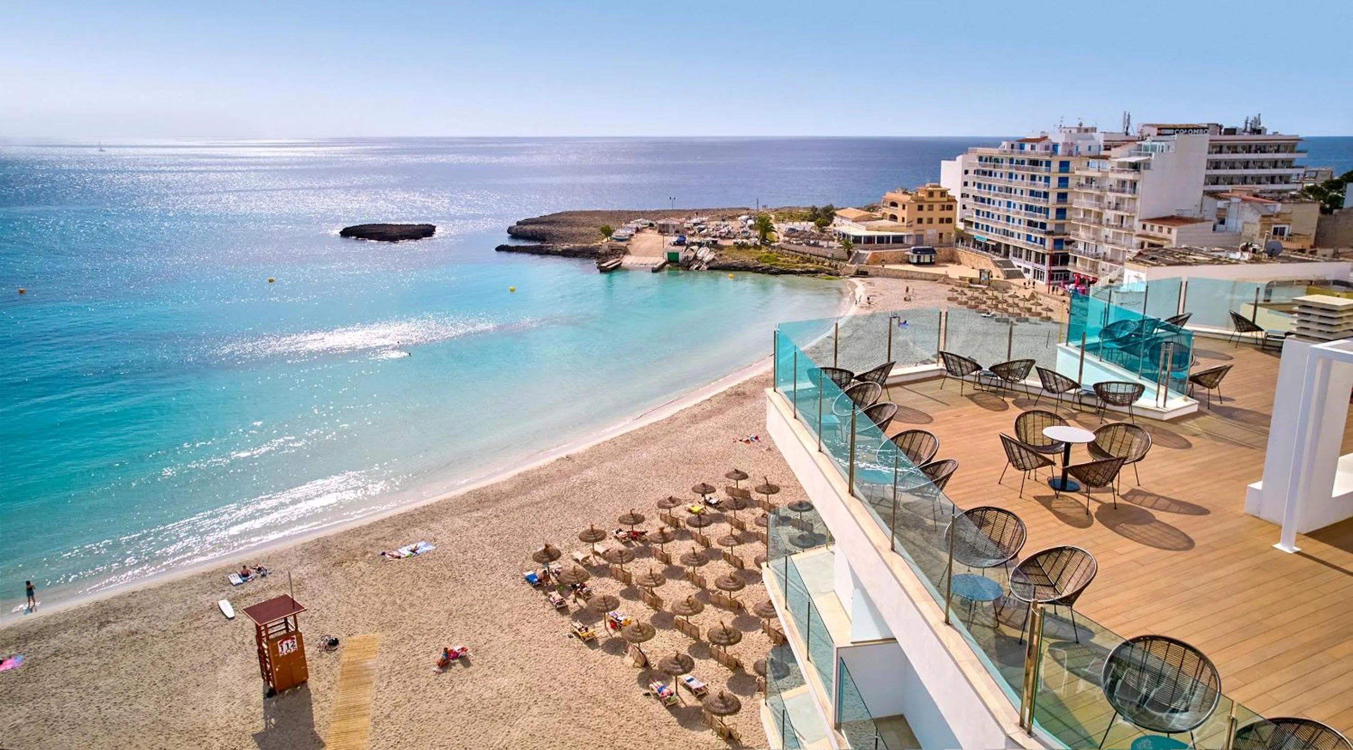 Balcony/Terrace in Universal Hotel Perla