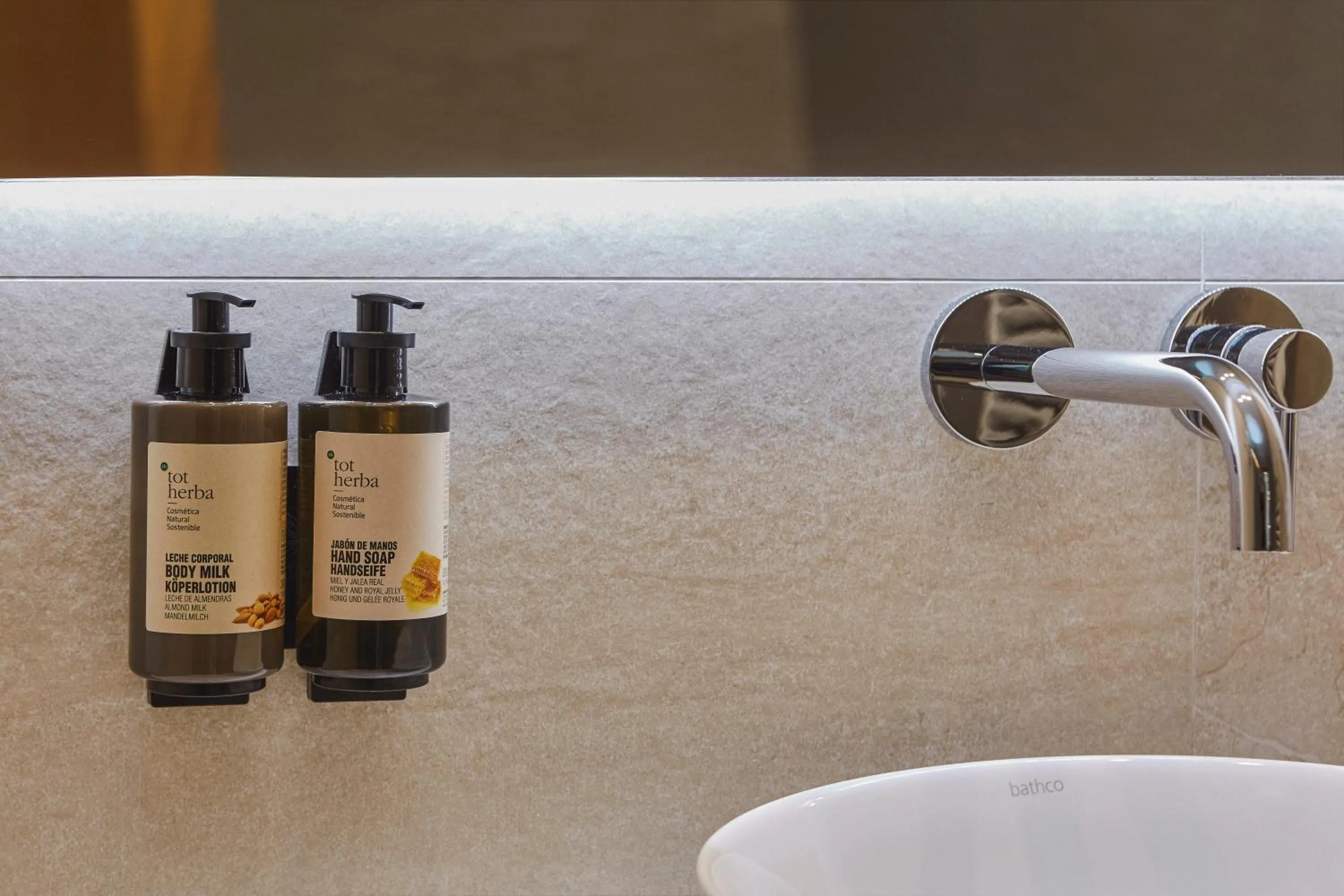 Bathroom in Universal Hotel Perla