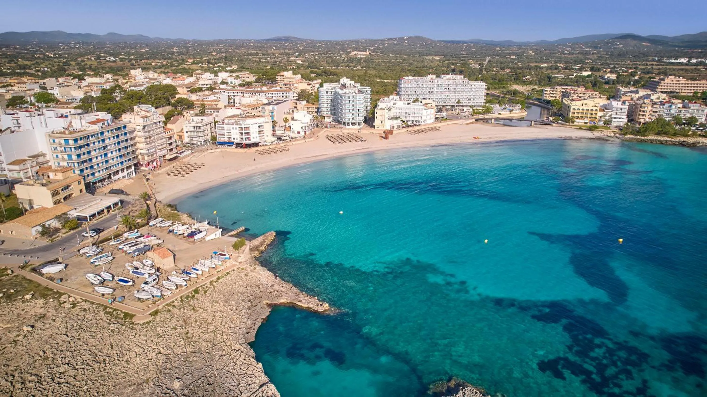 Bird's eye view in Universal Hotel Perla