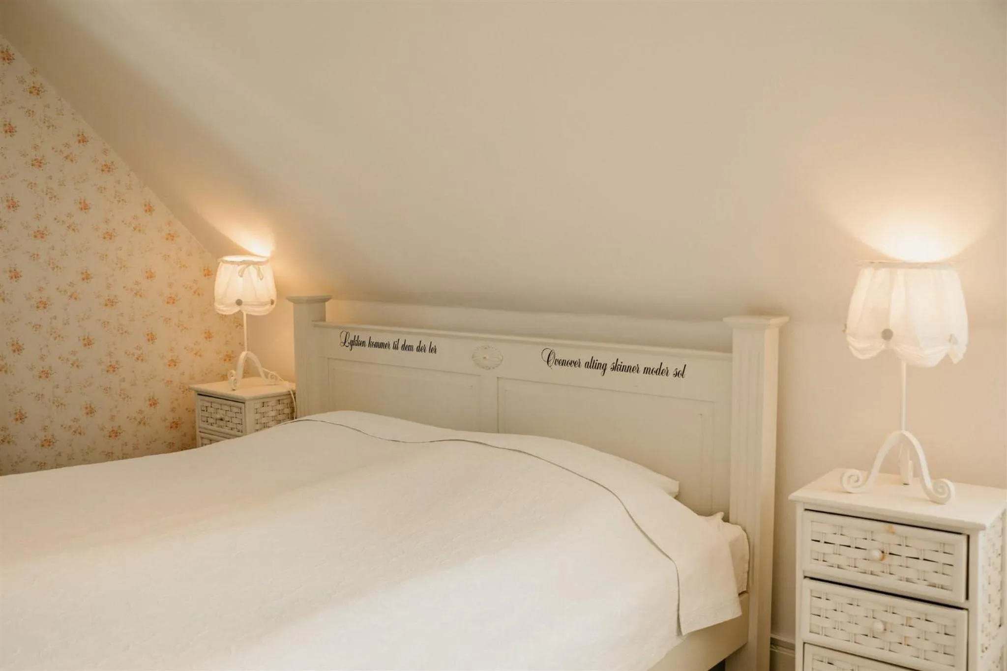 Bed in Jungshoved Præstegård B&B