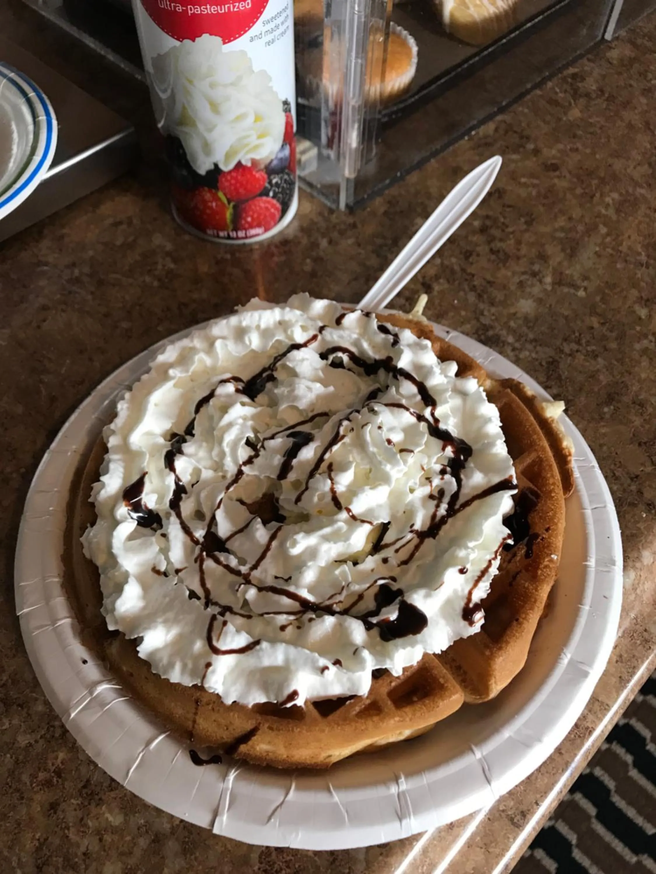 Breakfast in Cozy Corner Motel