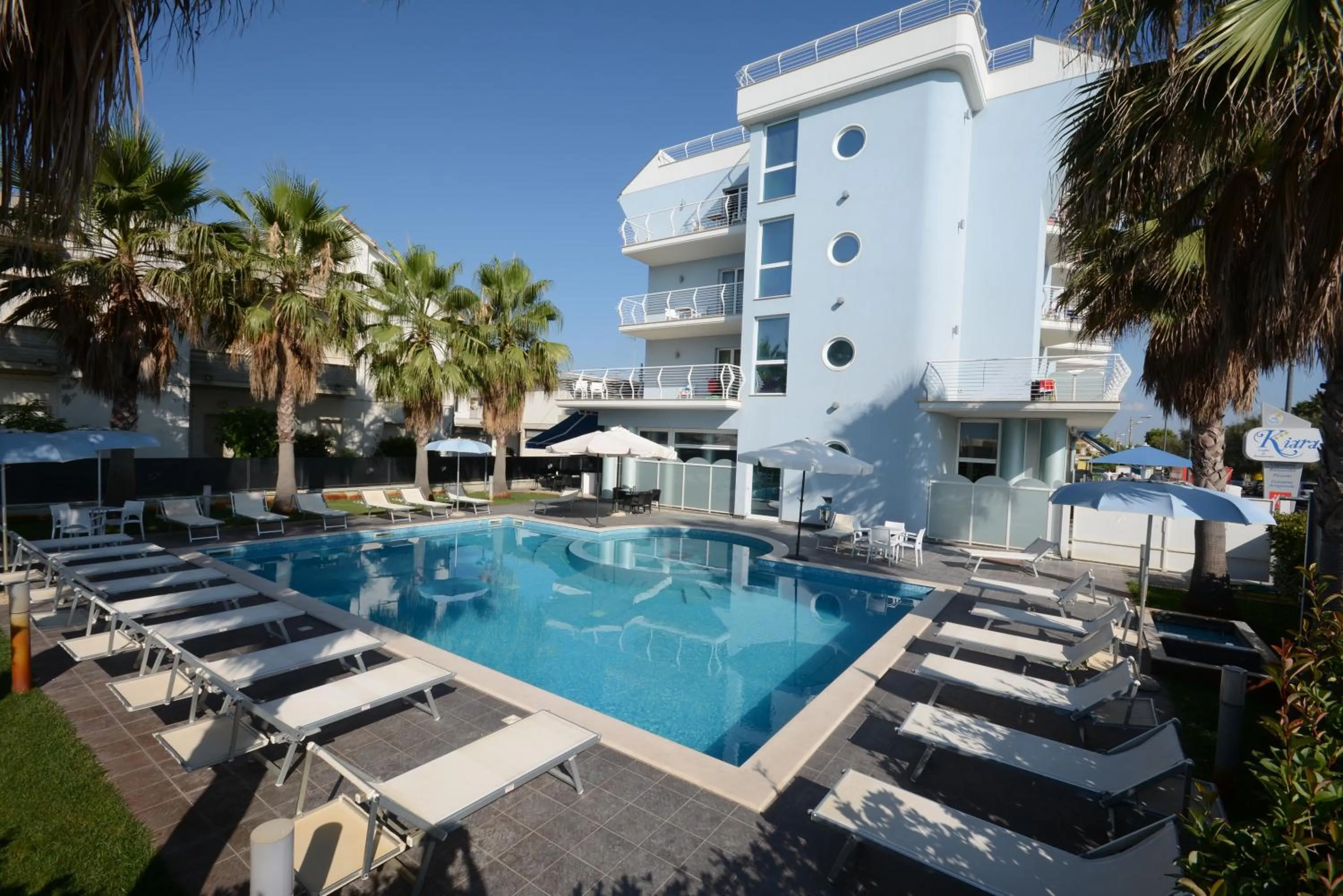 Day in Kiara Residence