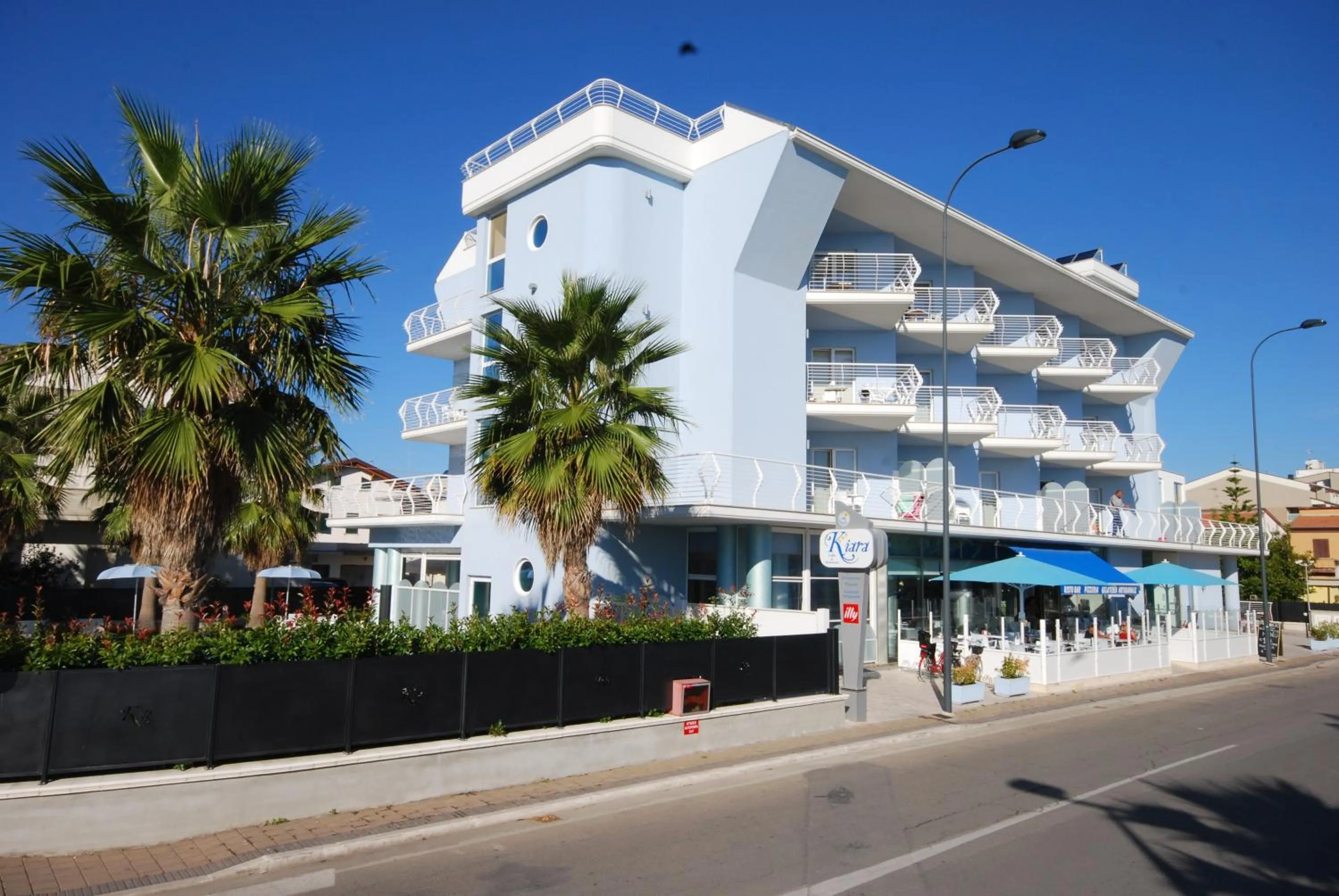 Facade/entrance in Kiara Residence