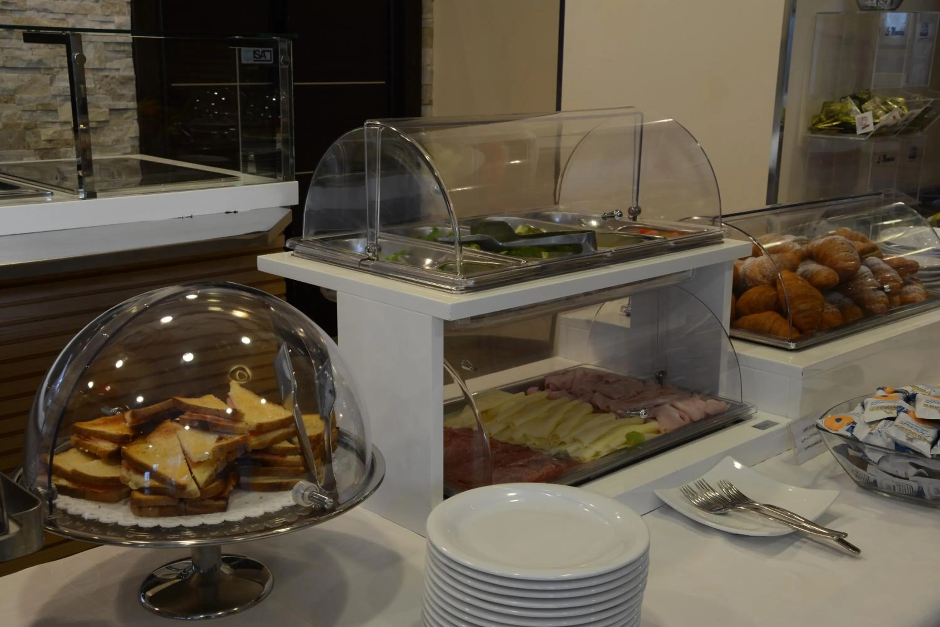 Food in Kiara Residence