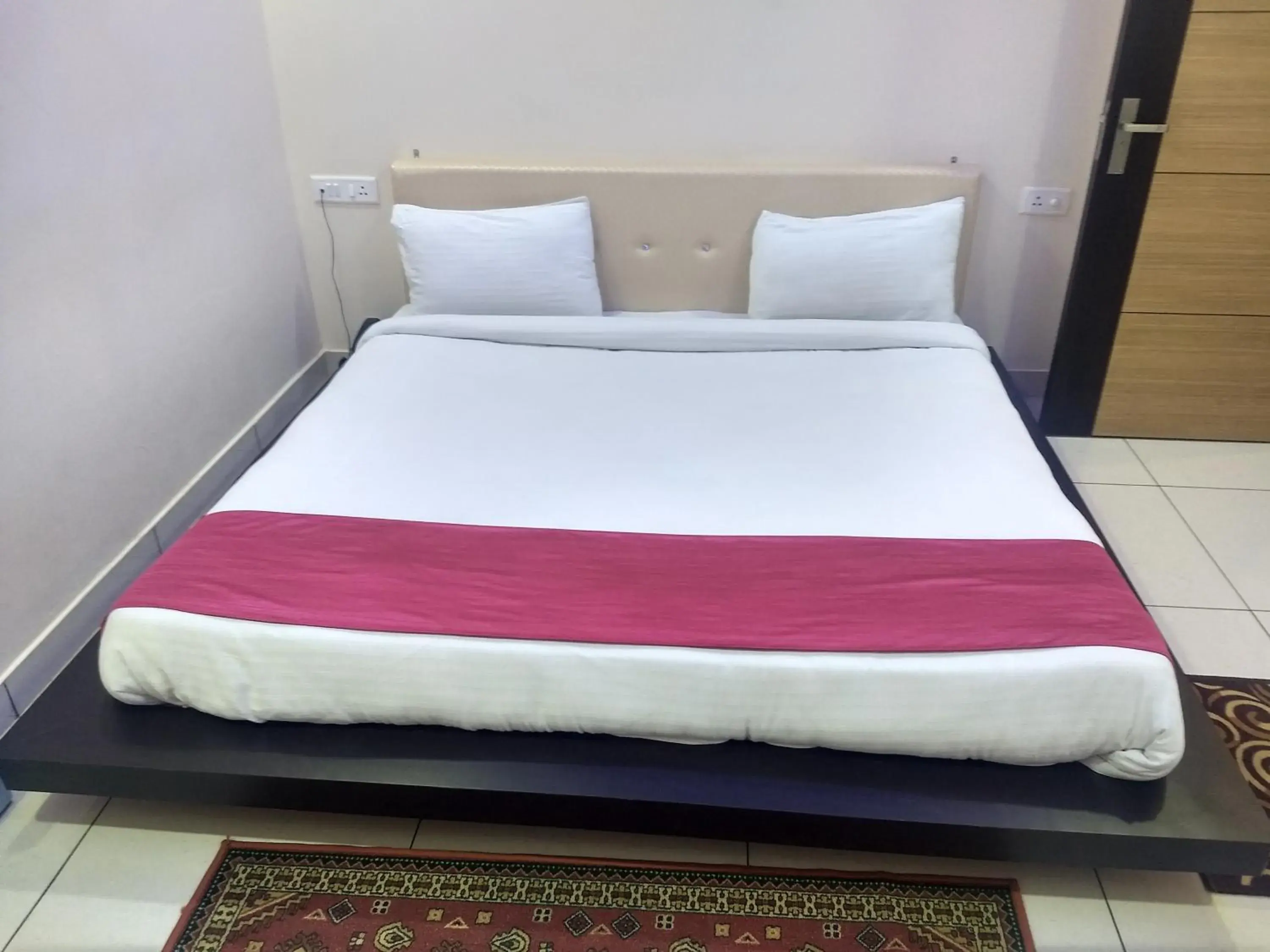 Bedroom in Hotel Reyansh Bedroom in Hotel Reyansh