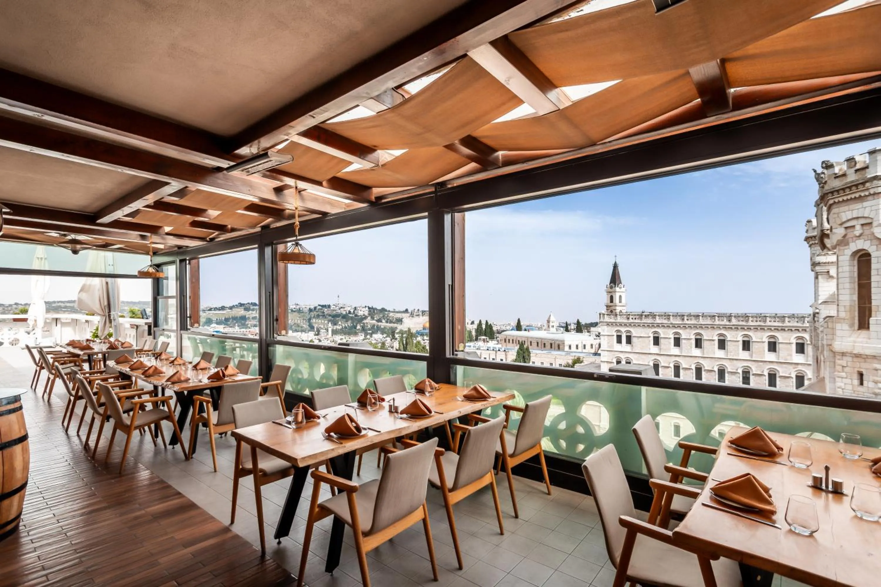 Restaurant/places to eat in Notre Dame of Jerusalem Center