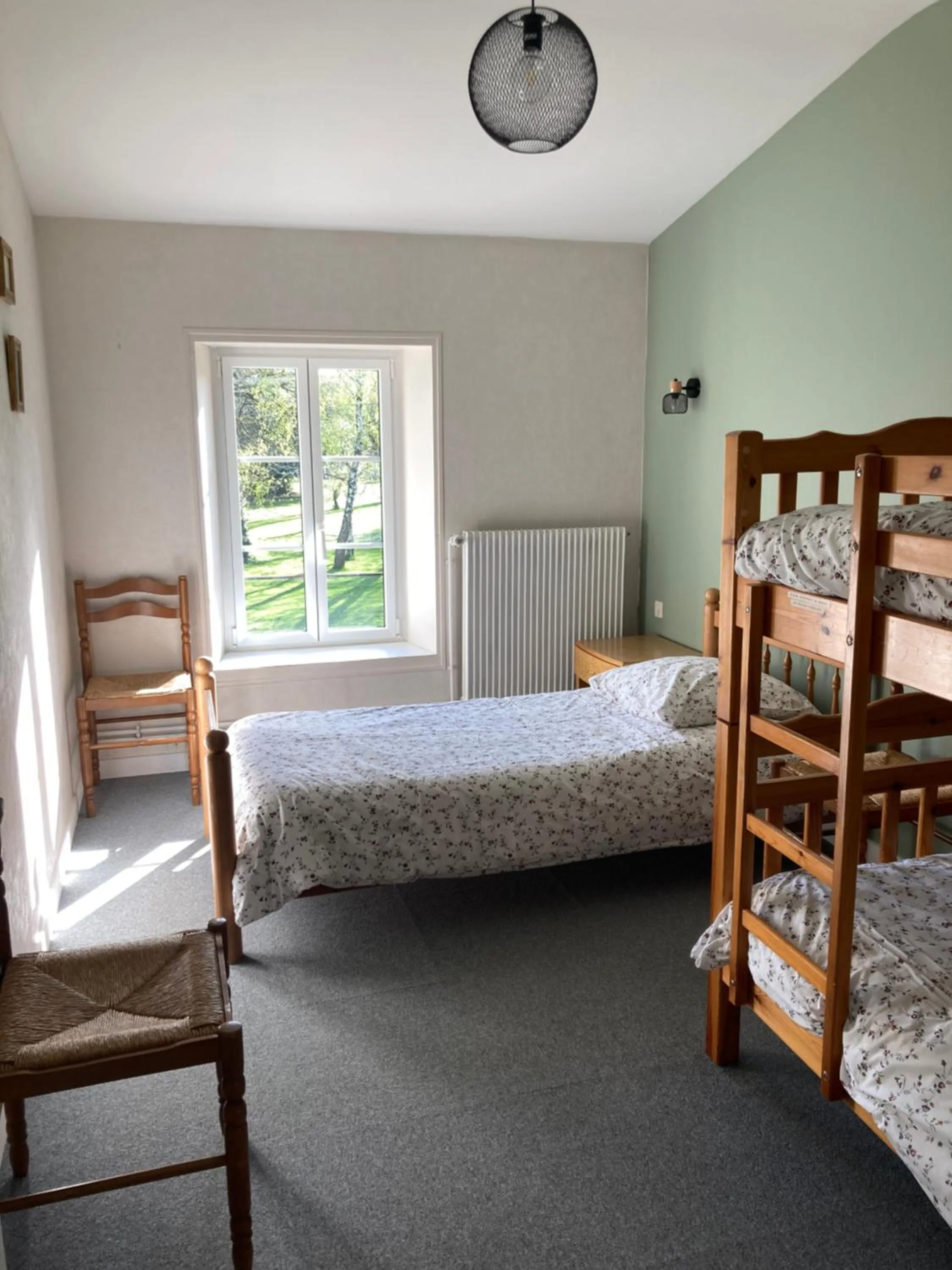 children, Bed in Le Logis de Vallans