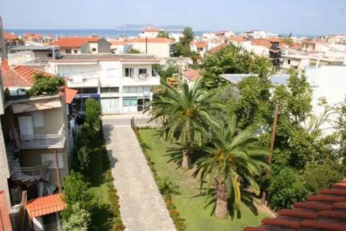 Garden in Vicky Rooms & Apartments