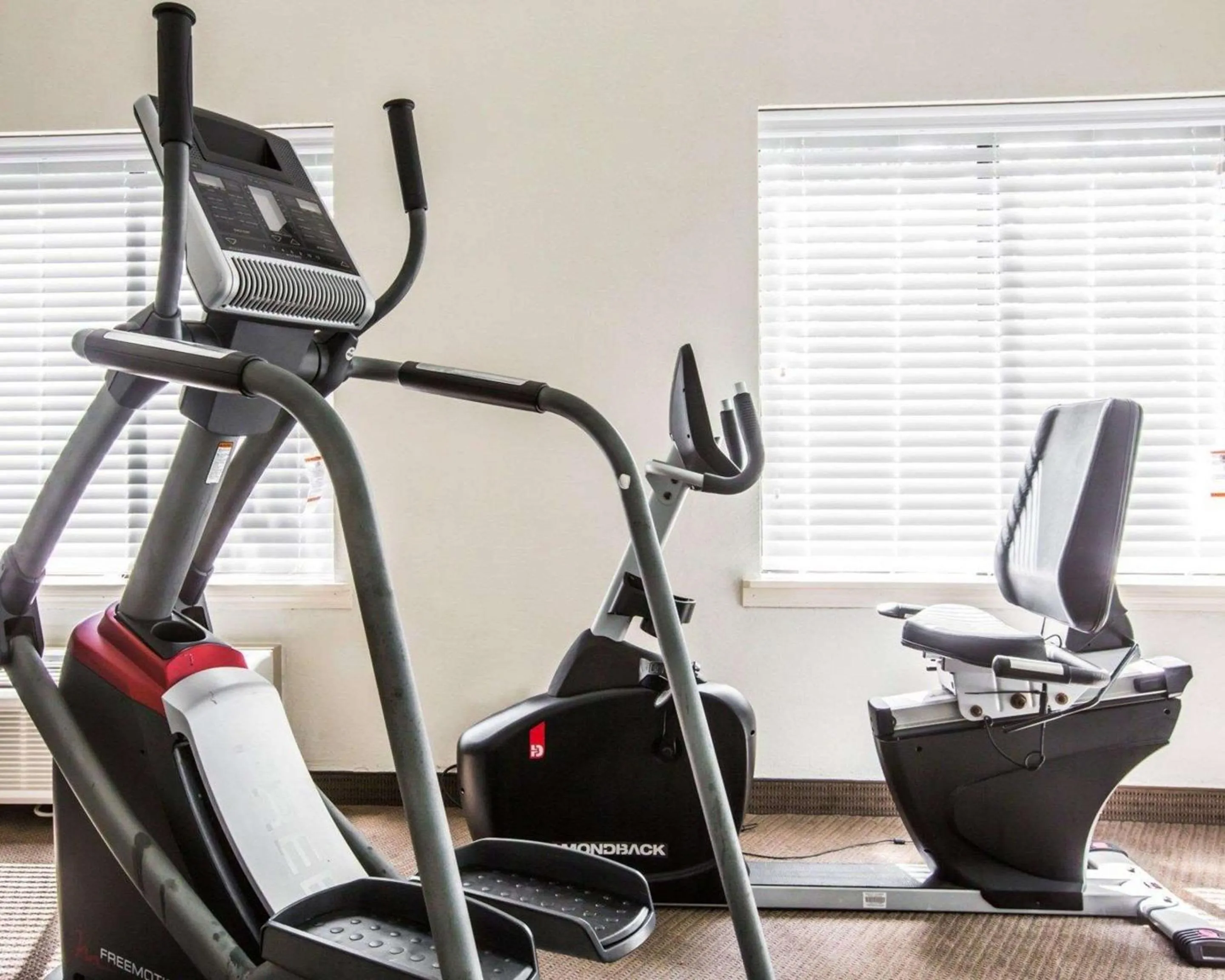 Fitness centre/facilities in Sleep Inn McDonough South
