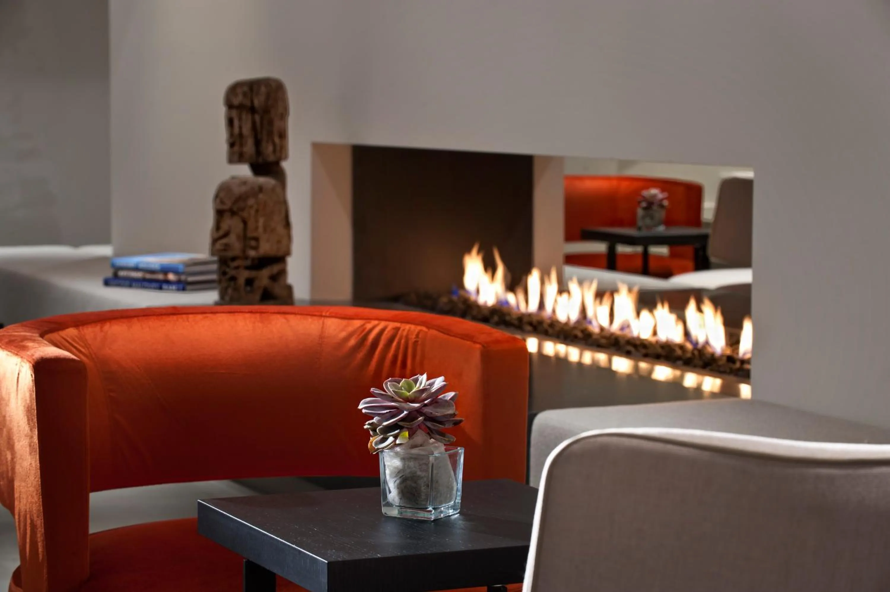 Lobby or reception in Wyndham Stuttgart Airport Messe