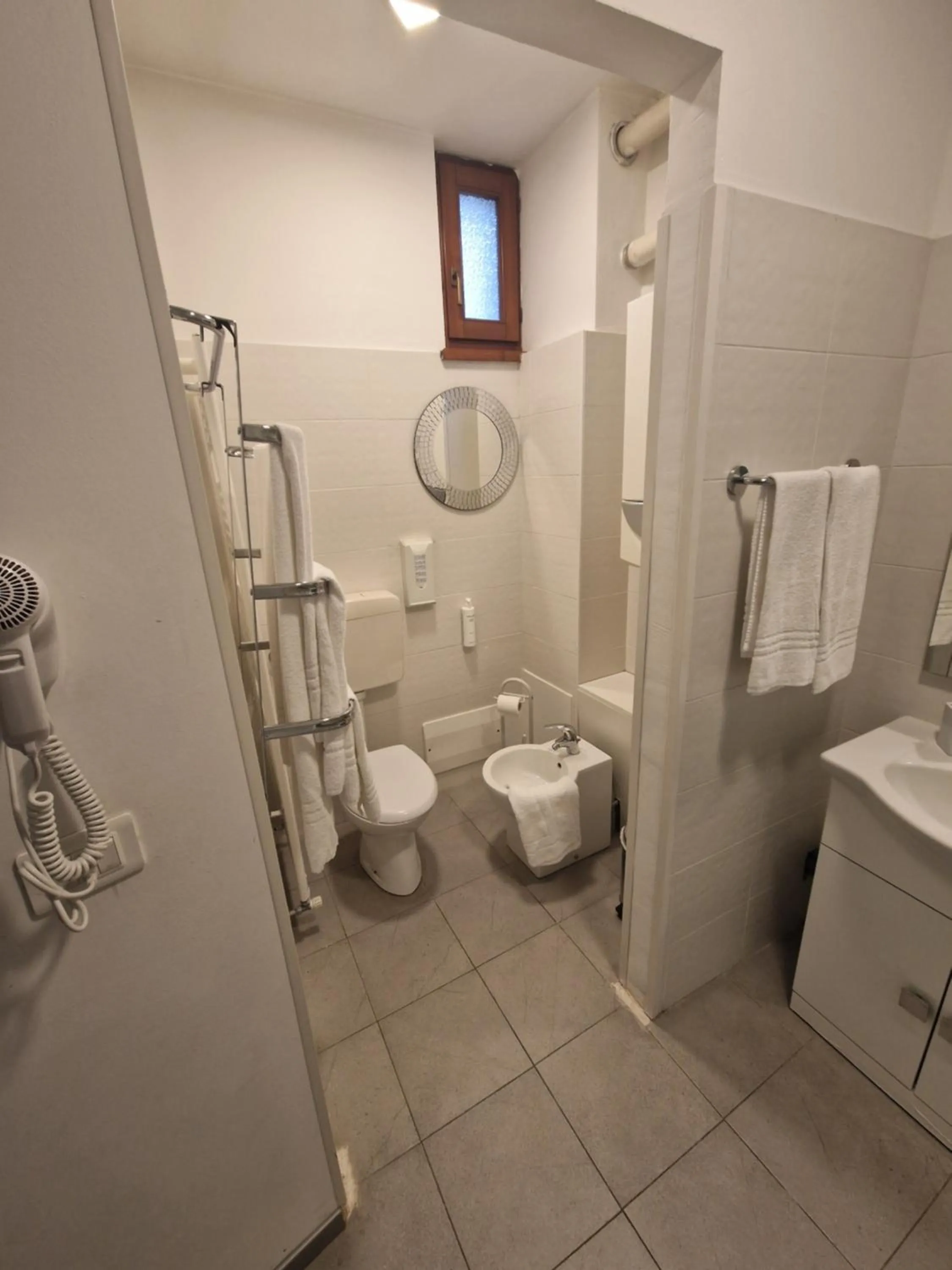 Bathroom in Hotel Raibl e Appartamenti