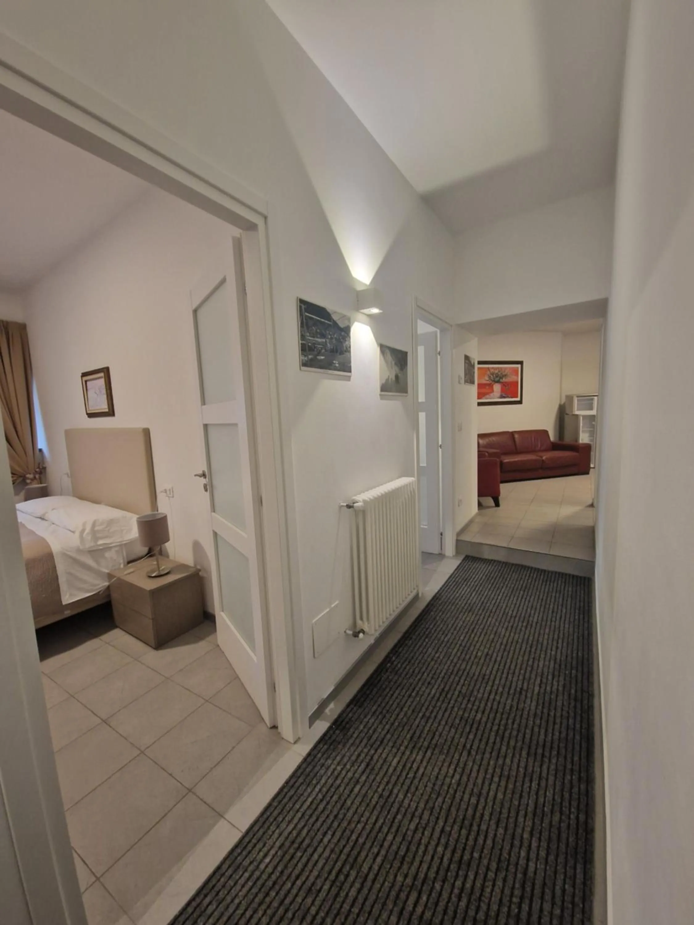 Bedroom, Bed in Hotel Raibl e Appartamenti