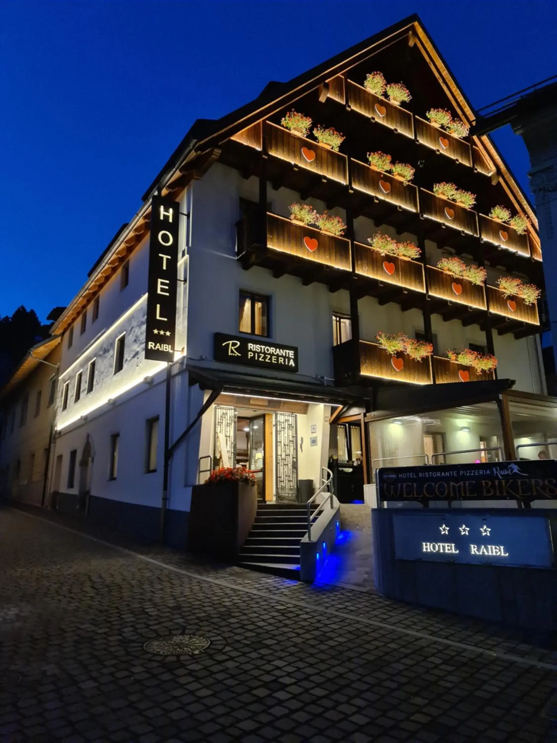 Hotel Raibl e Appartamenti Hotel Raibl e Appartamenti