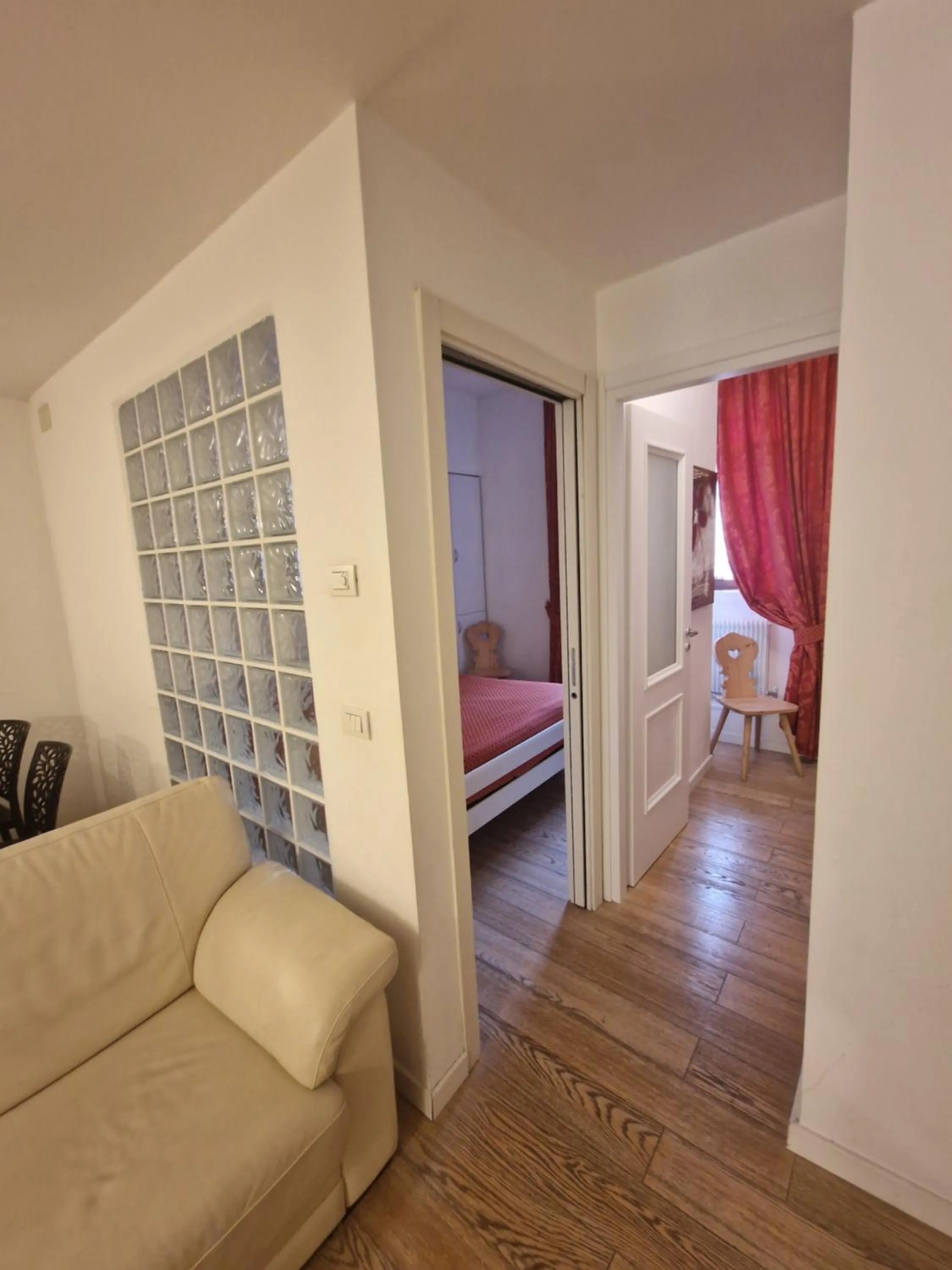 Bedroom, Bed in Hotel Raibl e Appartamenti