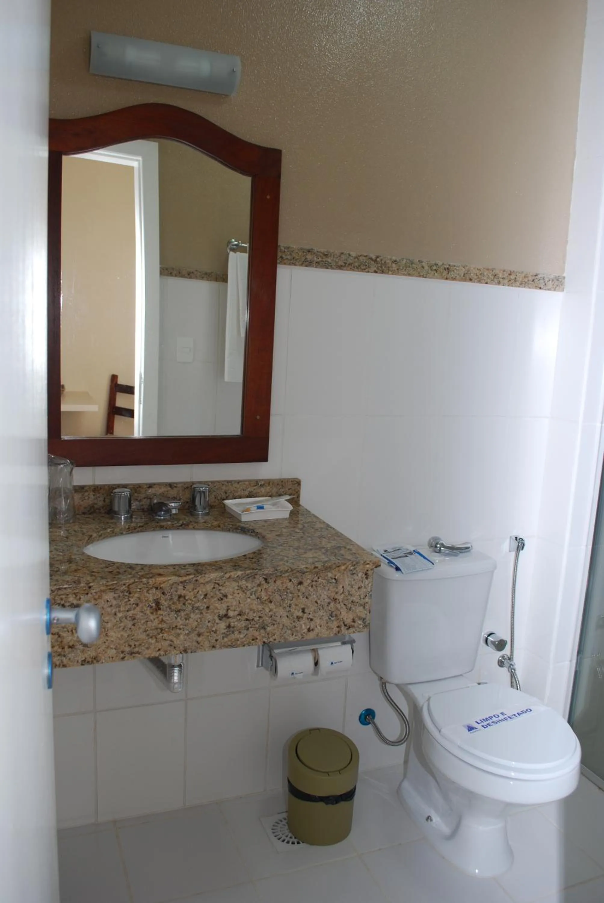 Toilet in Hotel Atlântico Praia Cassino Rio Grande