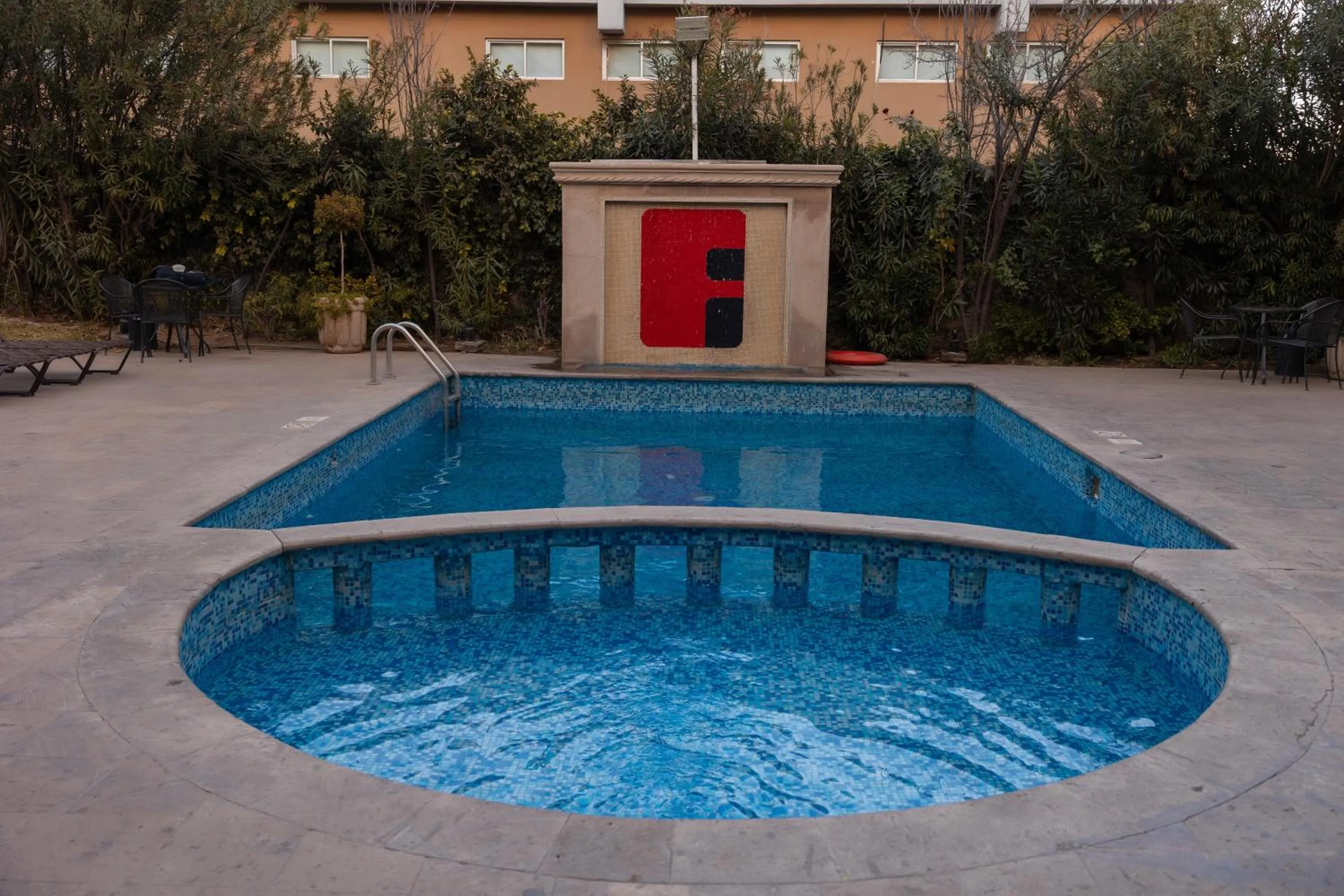 Swimming pool in Fiesta Inn Nogales