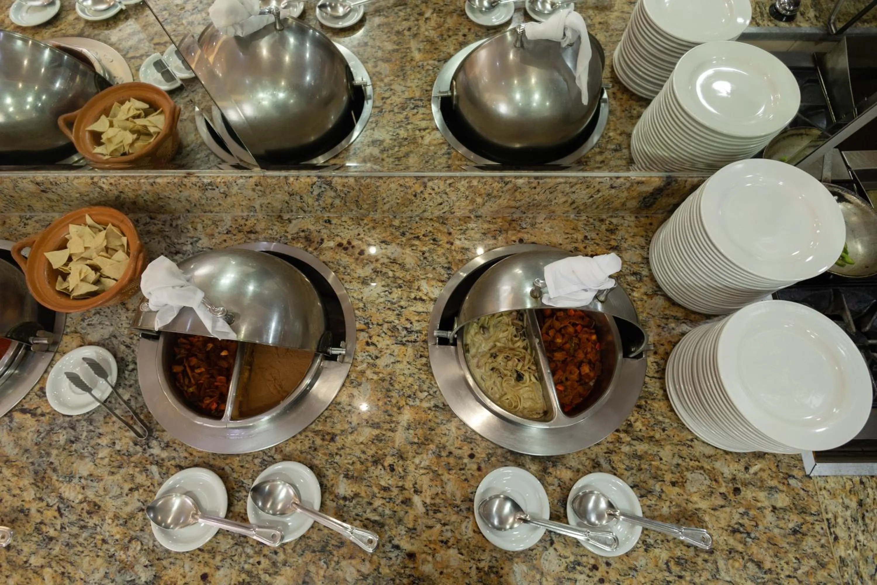 Buffet breakfast in Fiesta Inn Nogales