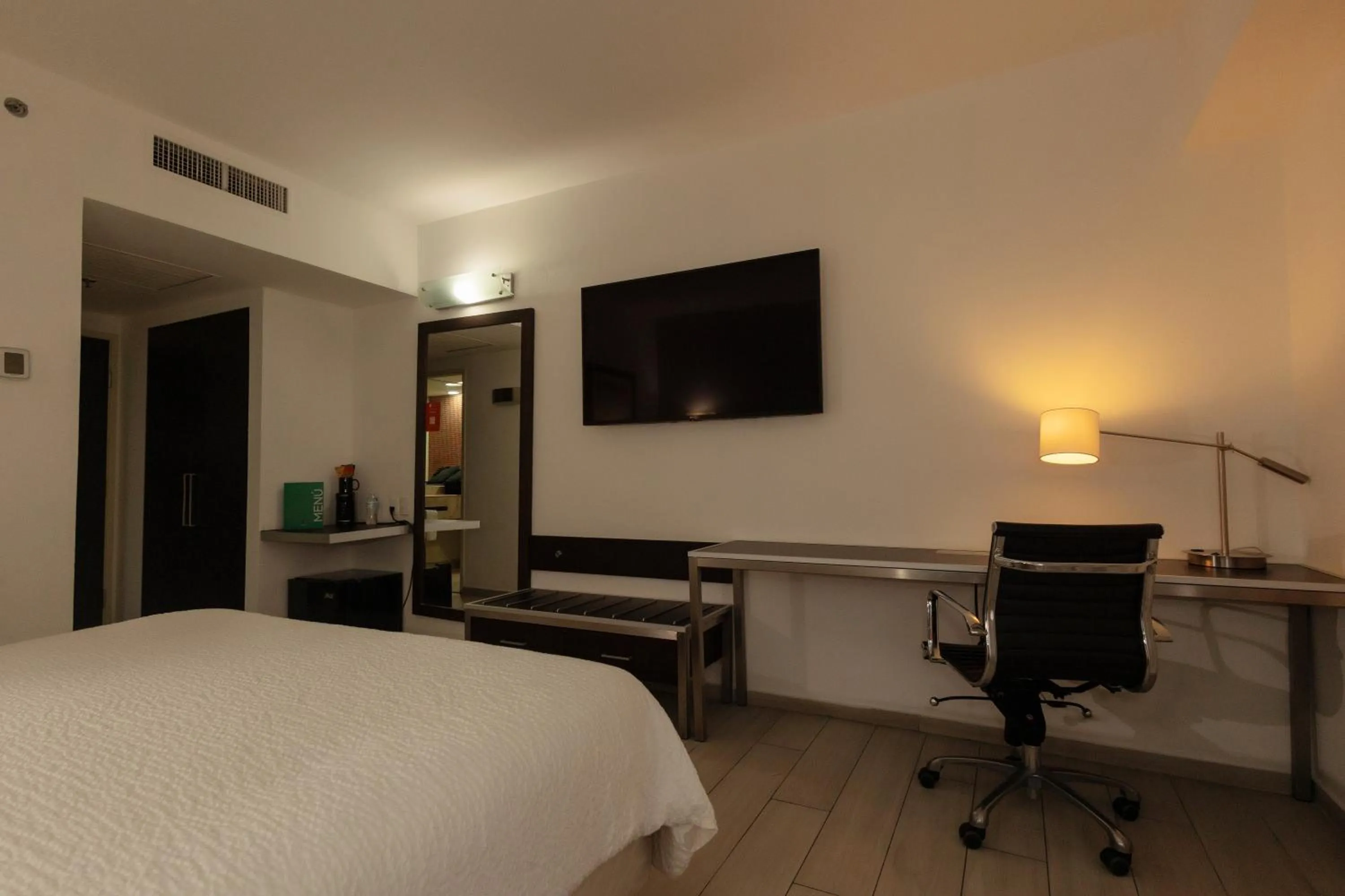 Bedroom, Bed in Fiesta Inn Nogales