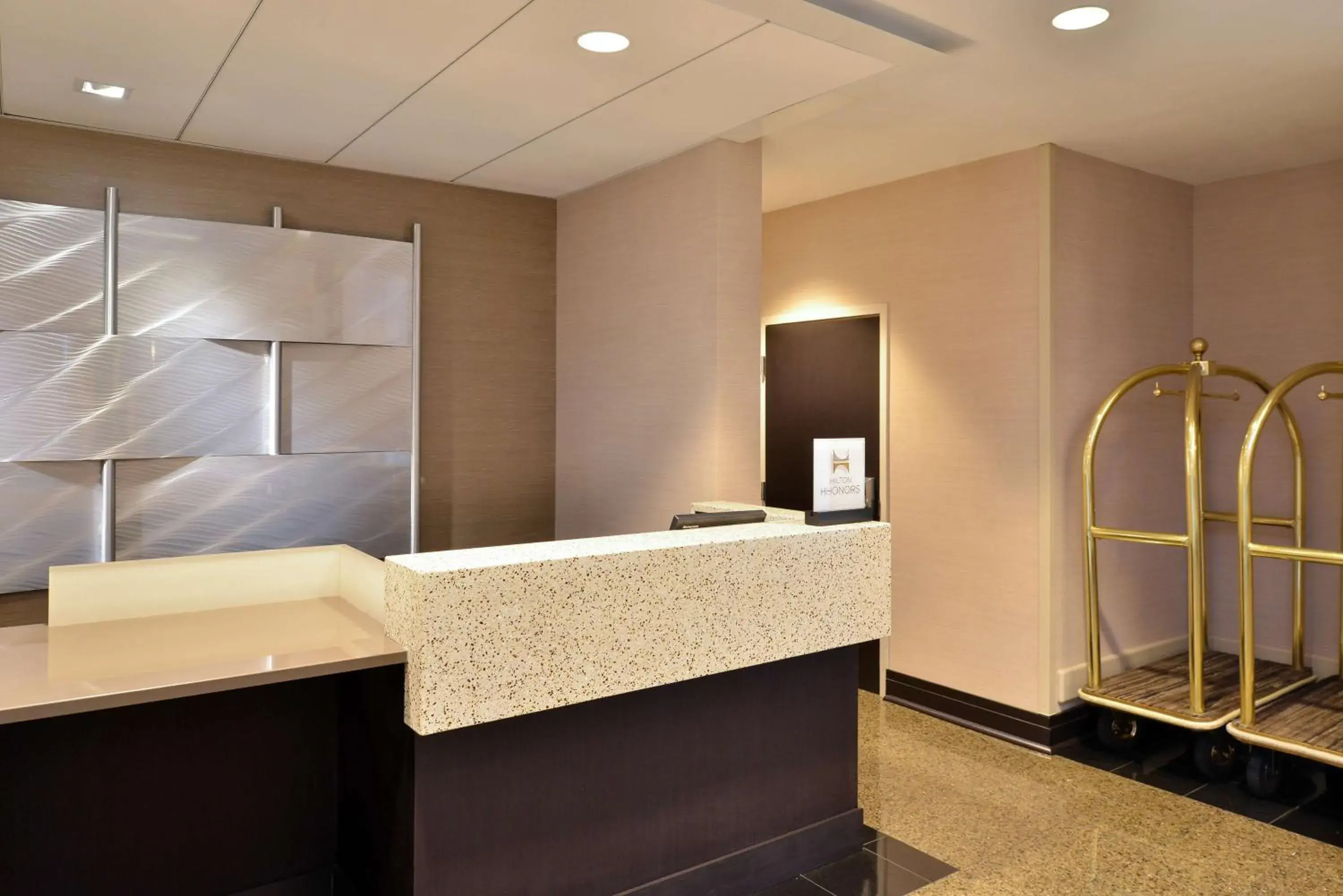 Lobby or reception in Hotel Belvoir Springfield Lobby or reception in Hotel Belvoir Springfield
