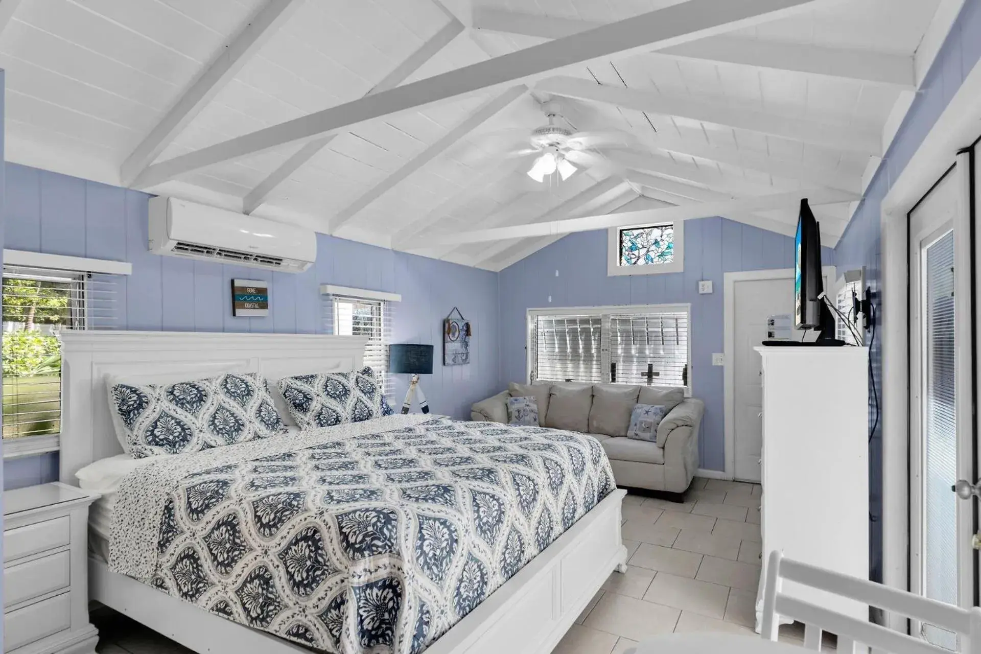 Bed in Tropical Cottages Bed in Tropical Cottages