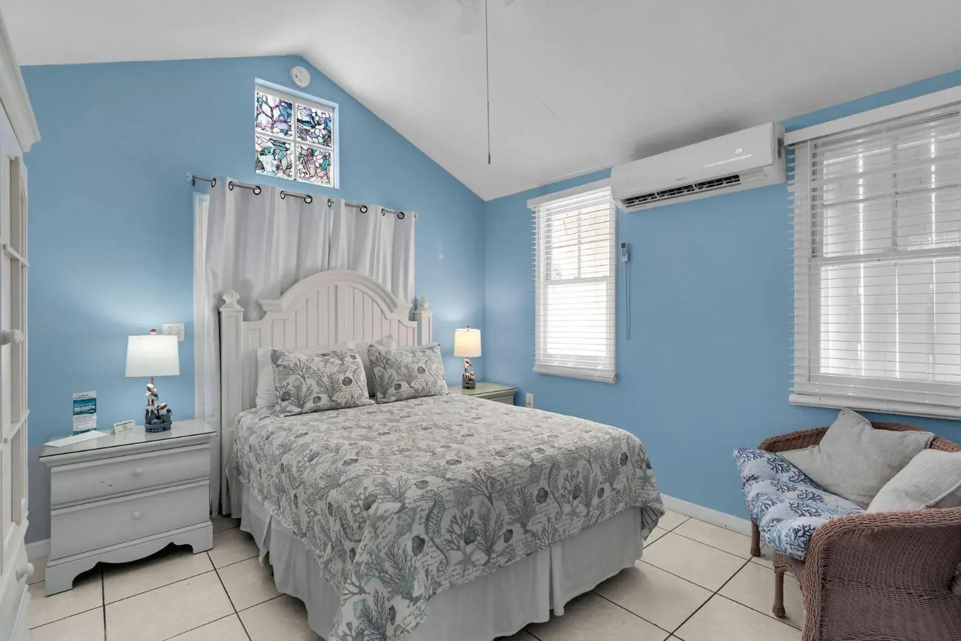 Bed in Tropical Cottages Bed in Tropical Cottages