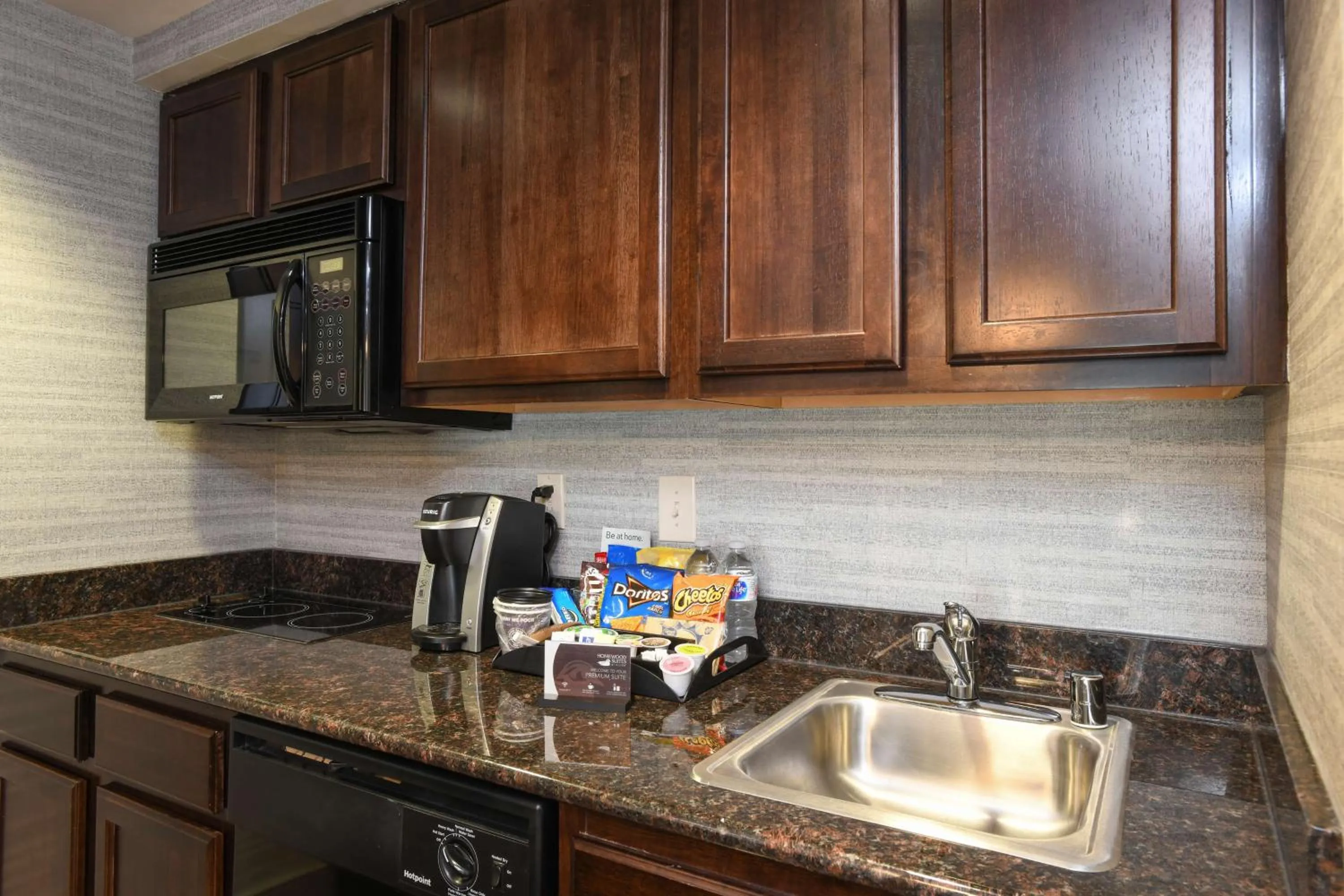 Kitchen or kitchenette in Homewood Suites Cincinnati Airport South-Florence