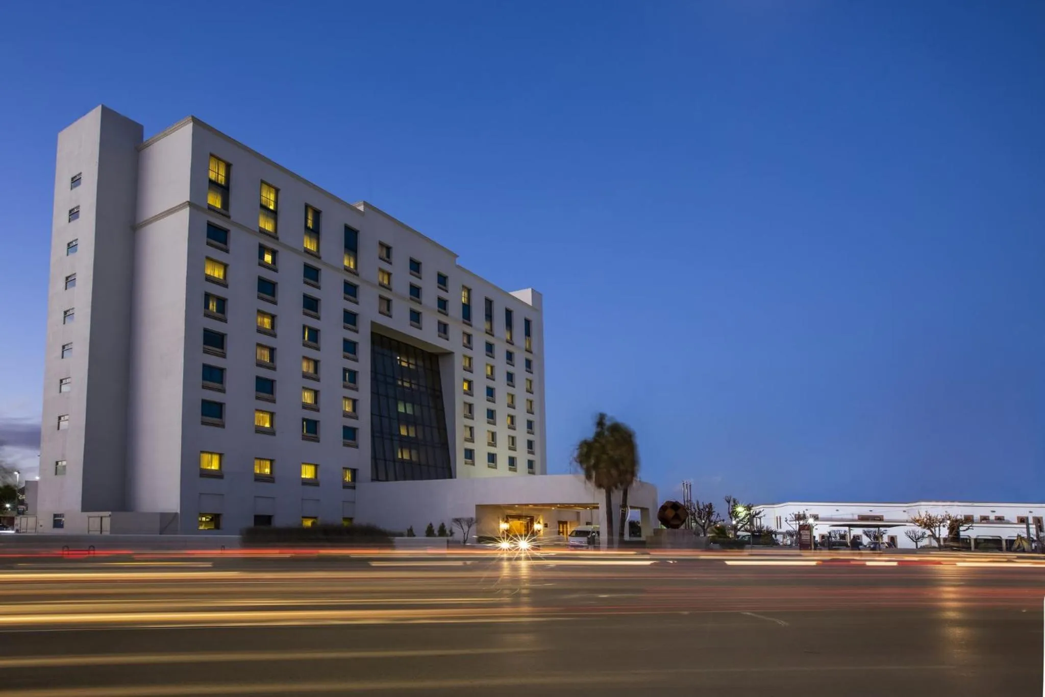 Property building in Fiesta Inn Ciudad Juarez