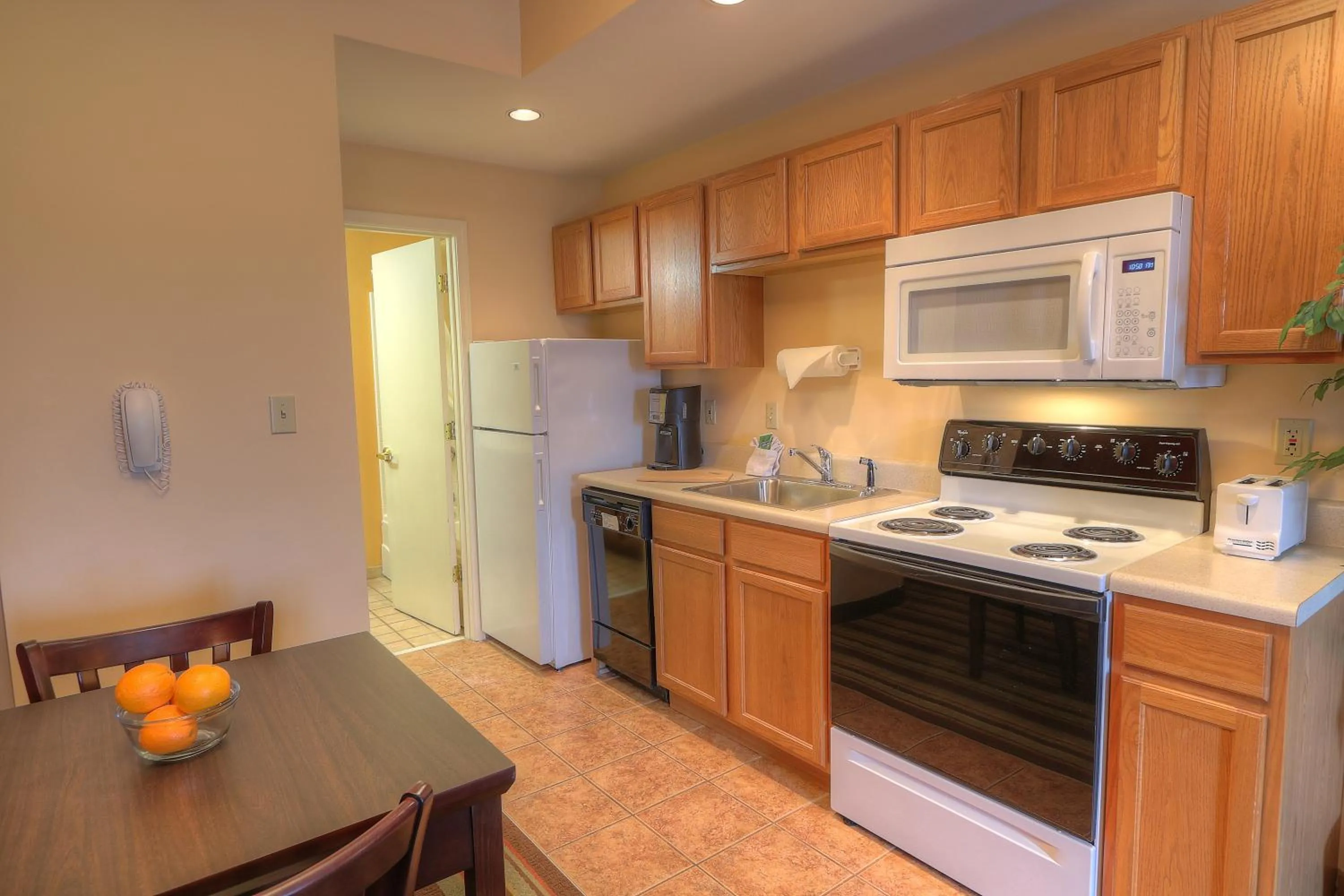 Kitchen or kitchenette in The Resort at Governor's Crossing