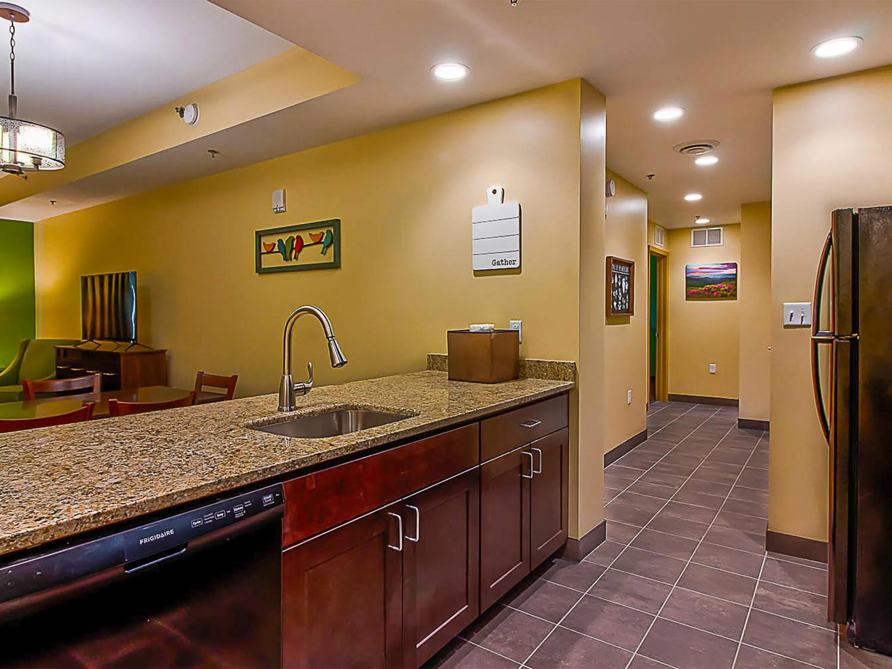 Kitchen or kitchenette in The Resort at Governor's Crossing
