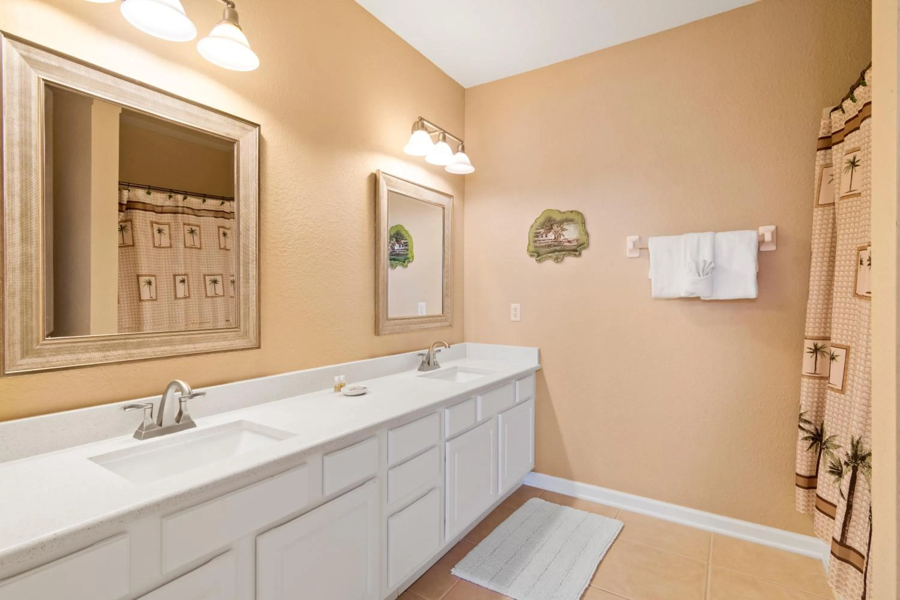 Bathroom in Orlando Resort Rentals at Universal Boulevard