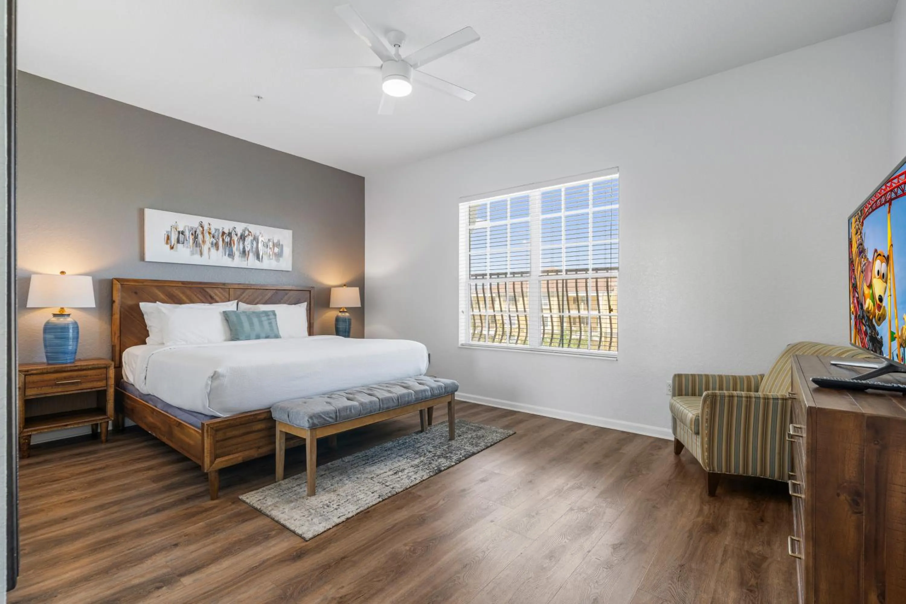 Bed in Orlando Resort Rentals at Universal Boulevard