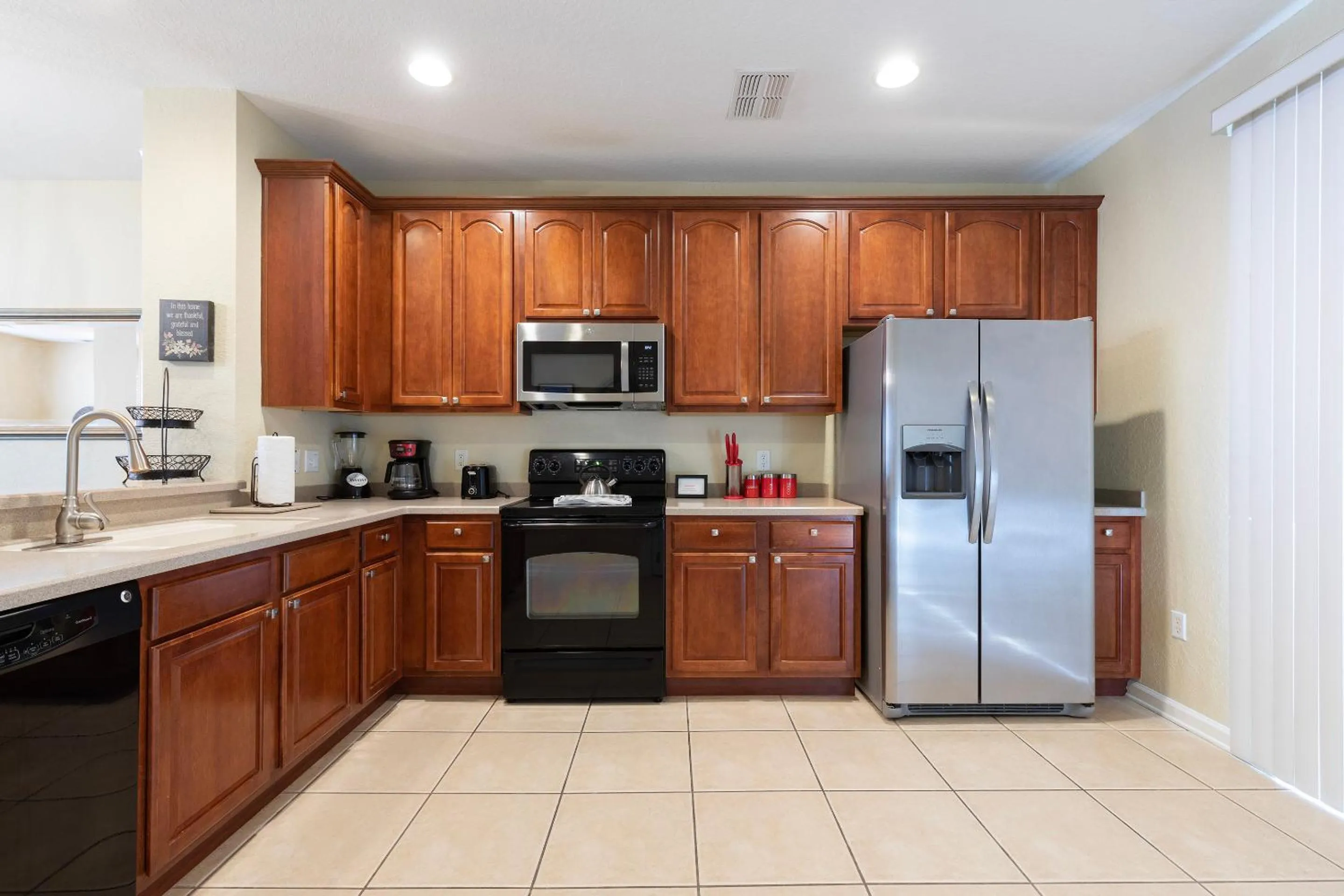 Coffee/tea facilities in Orlando Resort Rentals at Universal Boulevard