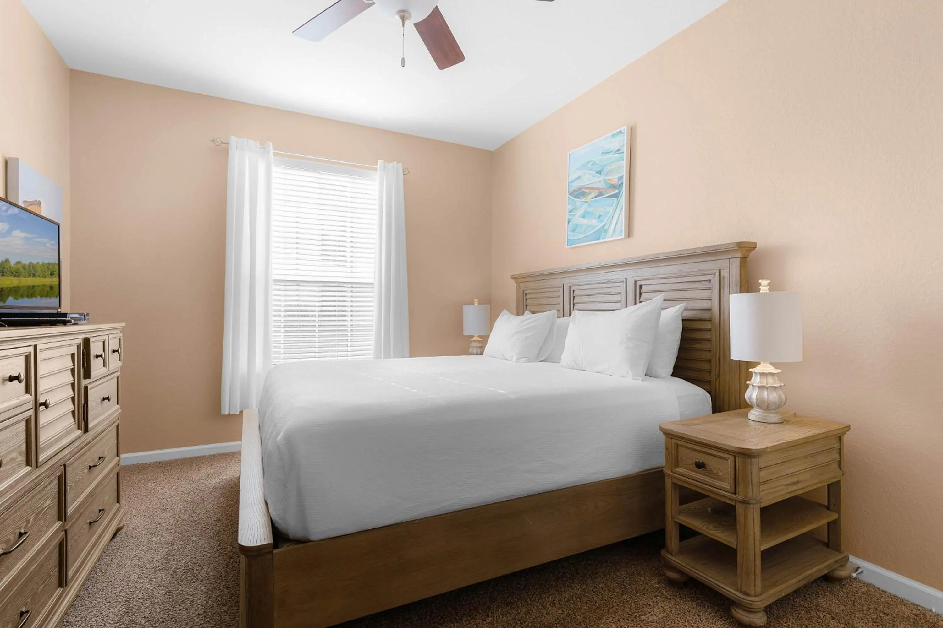 Bedroom, Bed in Orlando Resort Rentals at Universal Boulevard