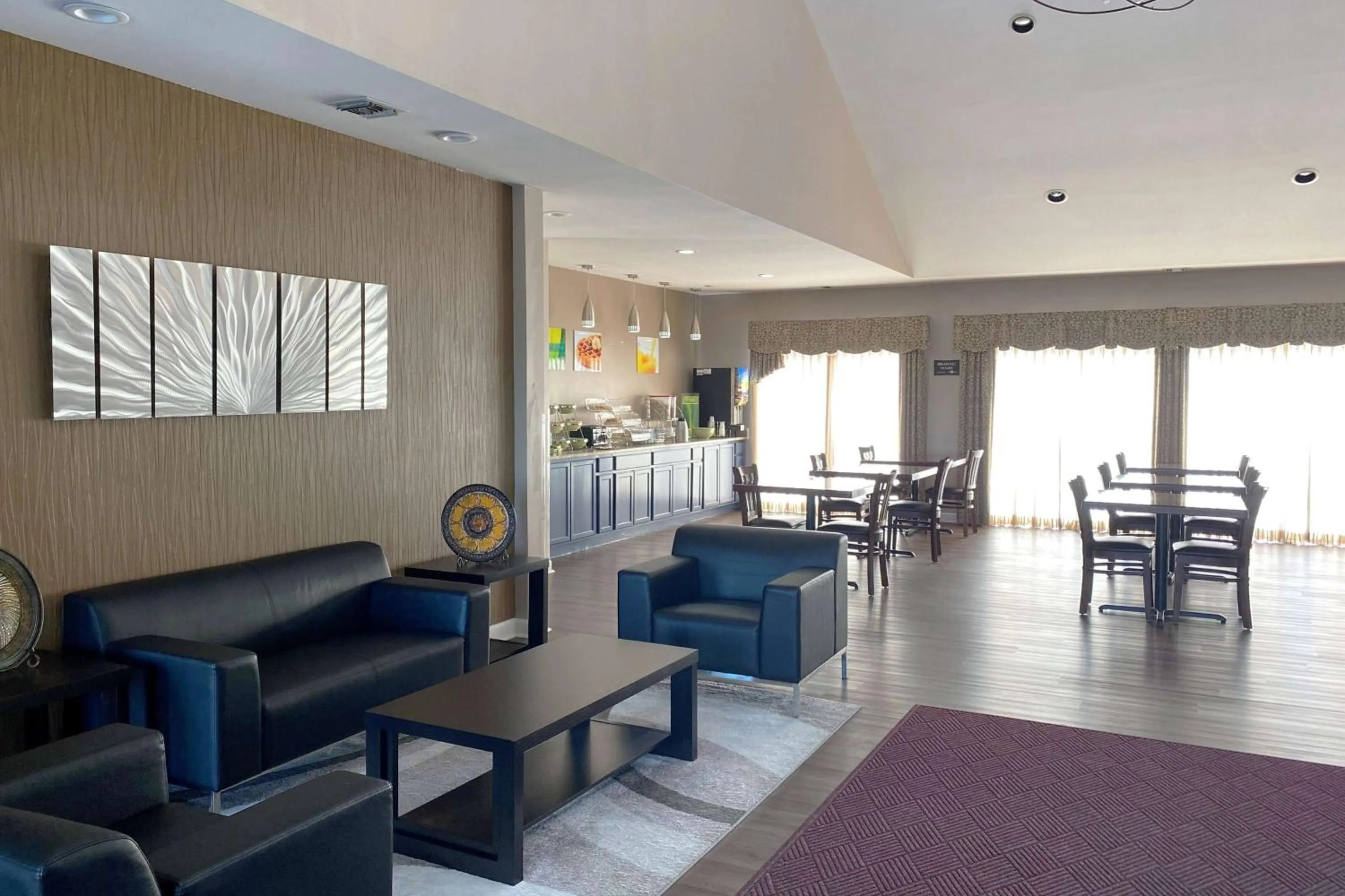 Lobby or reception in AmericInn by Wyndham Fort Atkinson