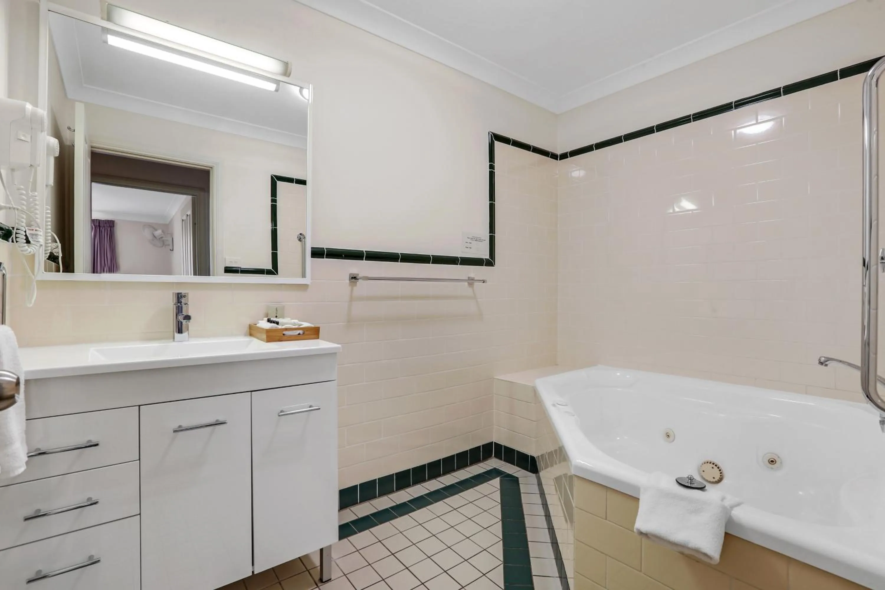 Bathroom in Terralong Terrace Apartments