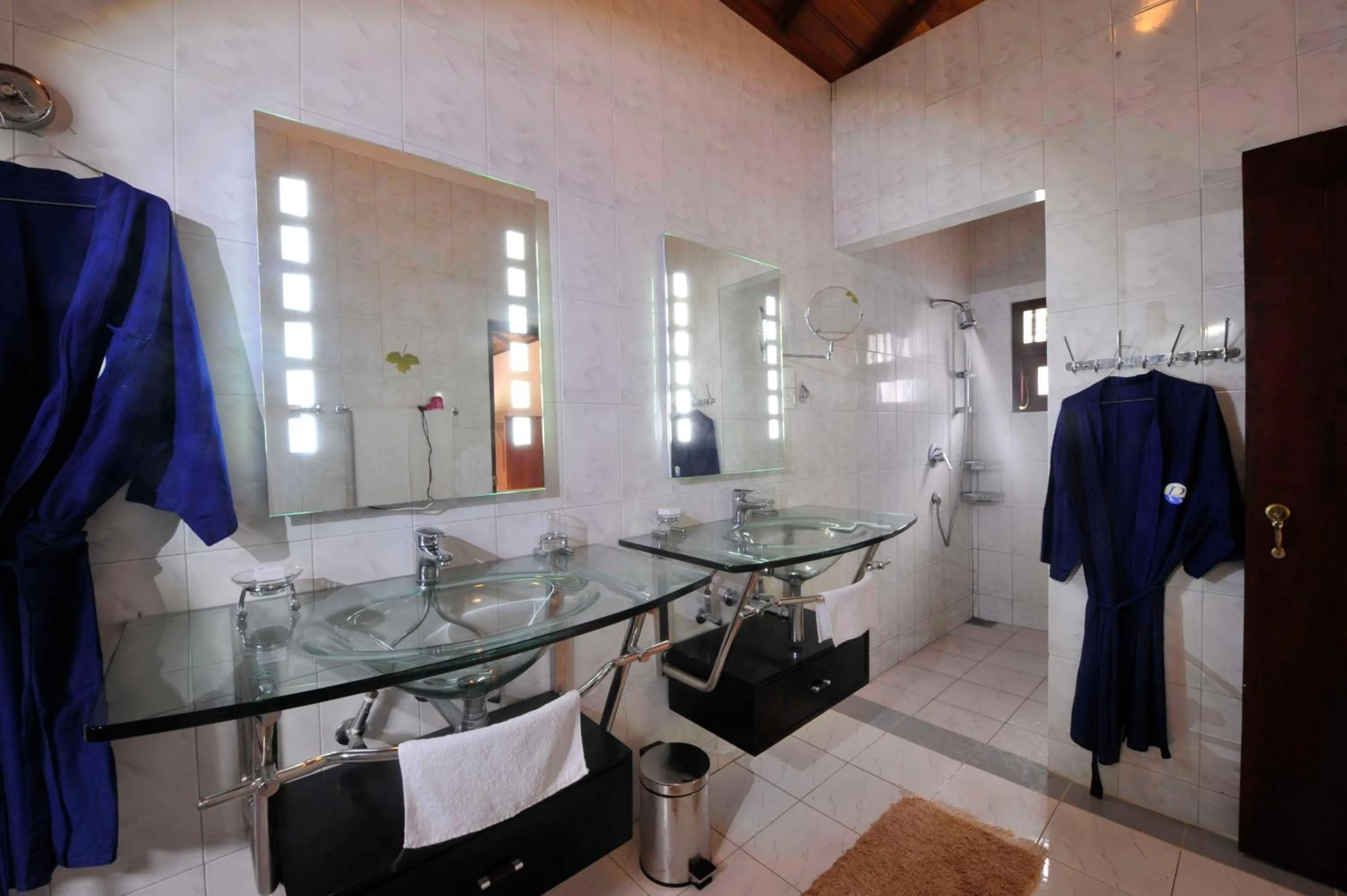 Bathroom in Dalmanuta Gardens