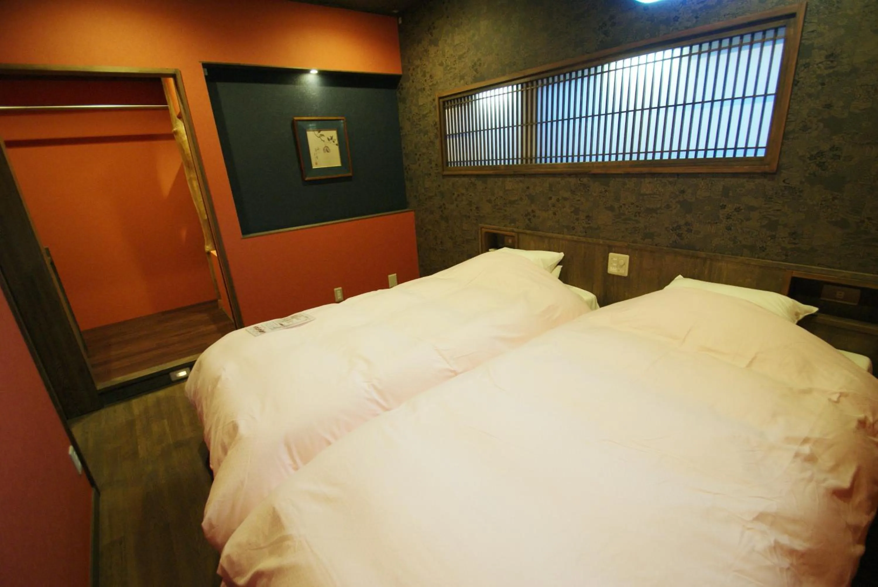 Photo of the whole room, Bed in Super Hydrogen Rich Spa Yado Kanzan