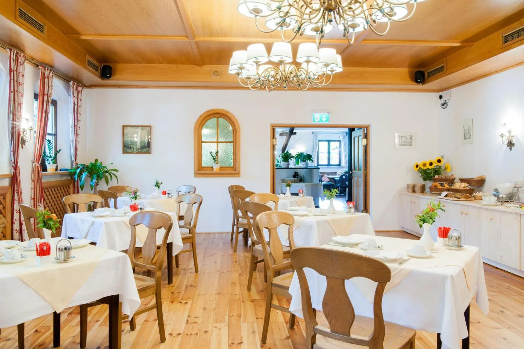 Restaurant/places to eat in Hotel Gasthof Der Jägerwirt