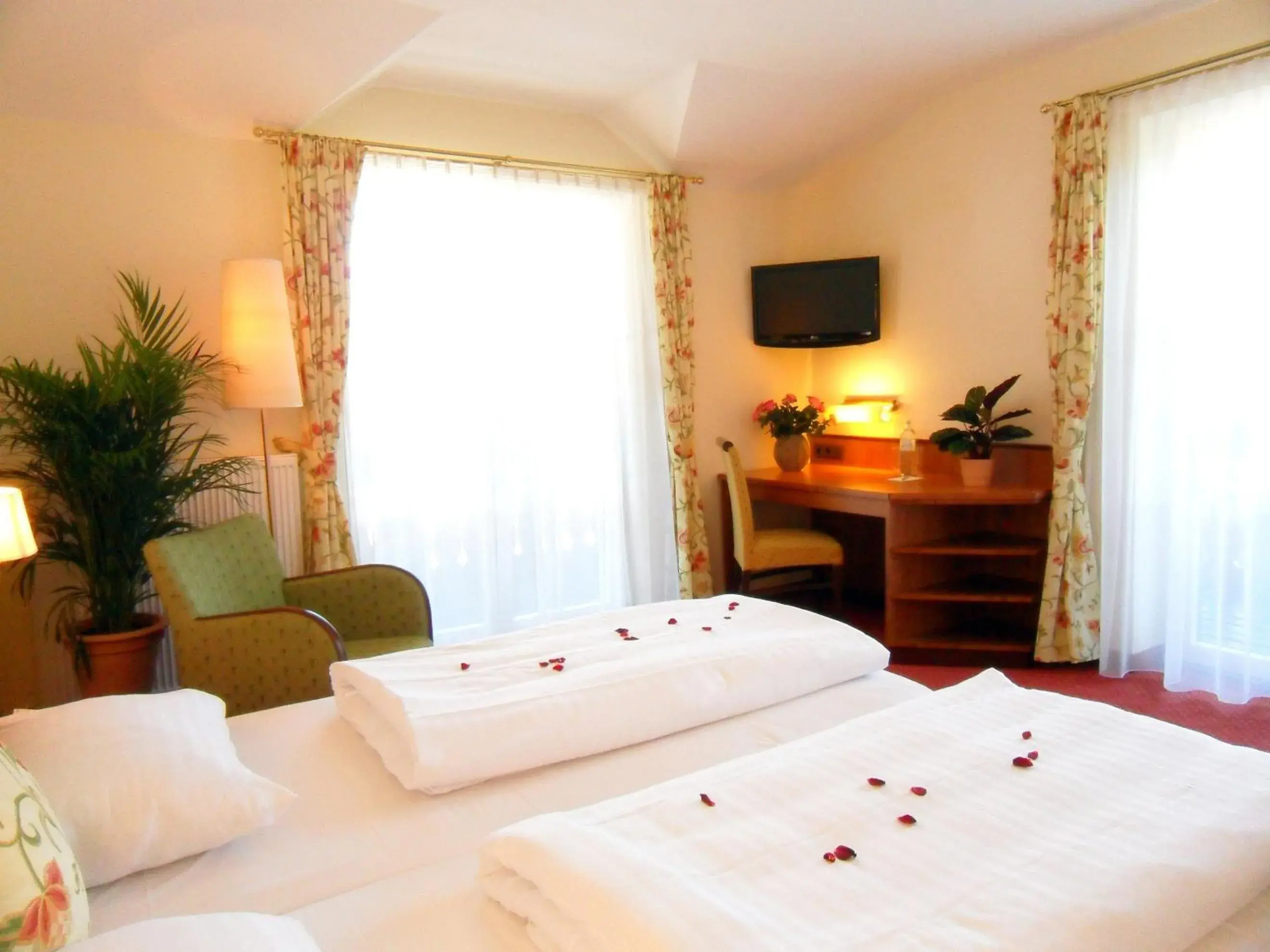 Double Room - single occupancy in Hotel Gasthof Der Jägerwirt Double Room - single occupancy in Hotel Gasthof Der Jägerwirt