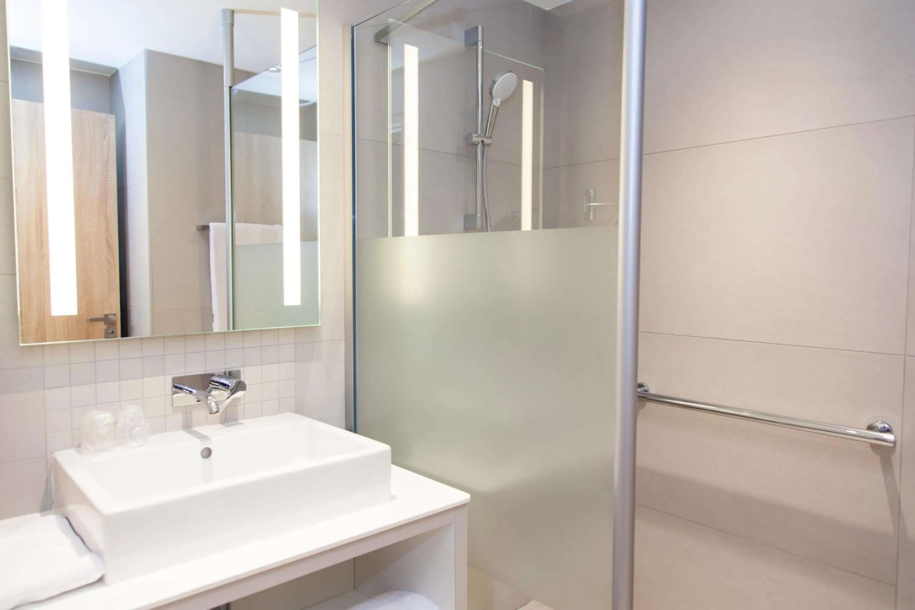 Logis Hotel Relais Saint Jacques - Châteauroux