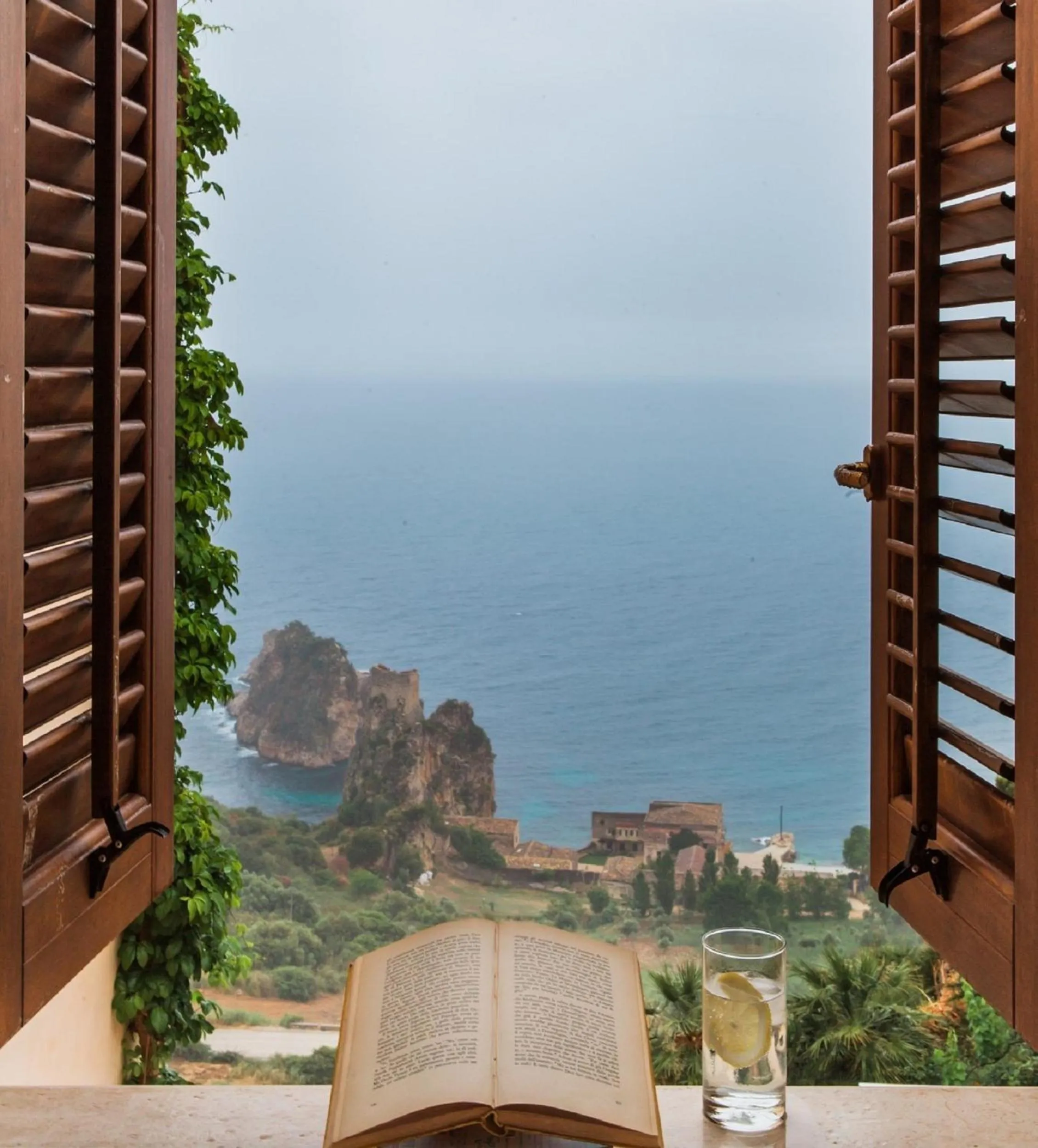 Decorative detail in Torre Bennistra